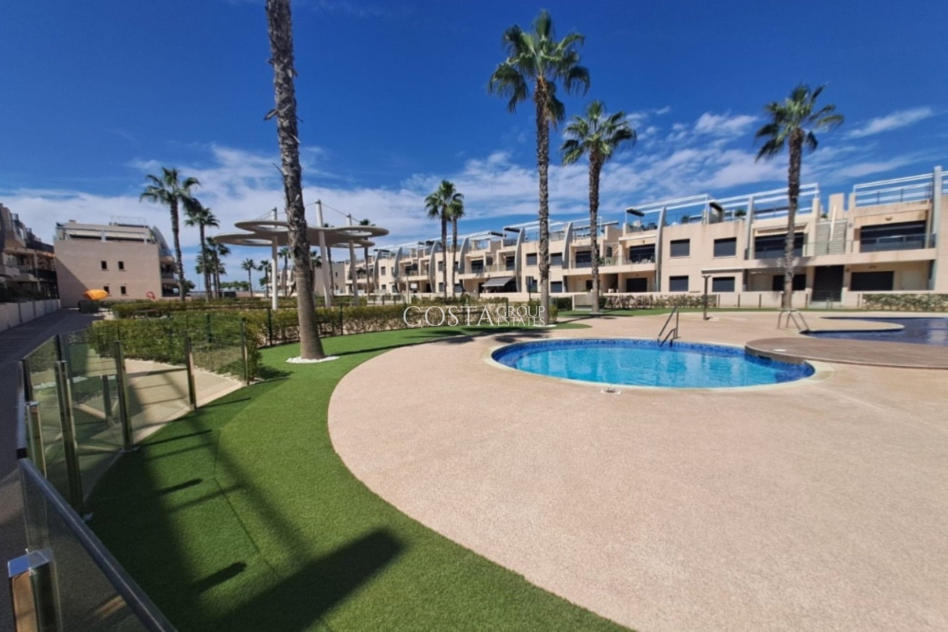 Resale - Apartments -
Orihuela Costa - Mil Palmeras