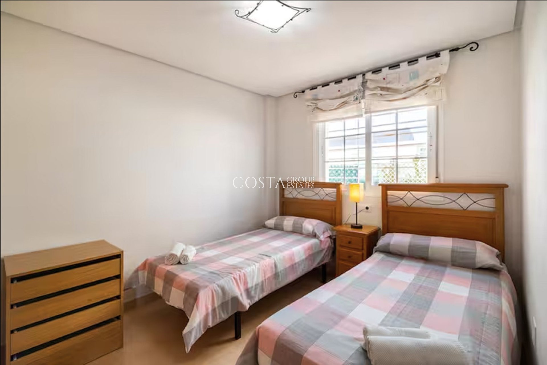 Resale - Apartments -
Orihuela Costa - Mil Palmeras