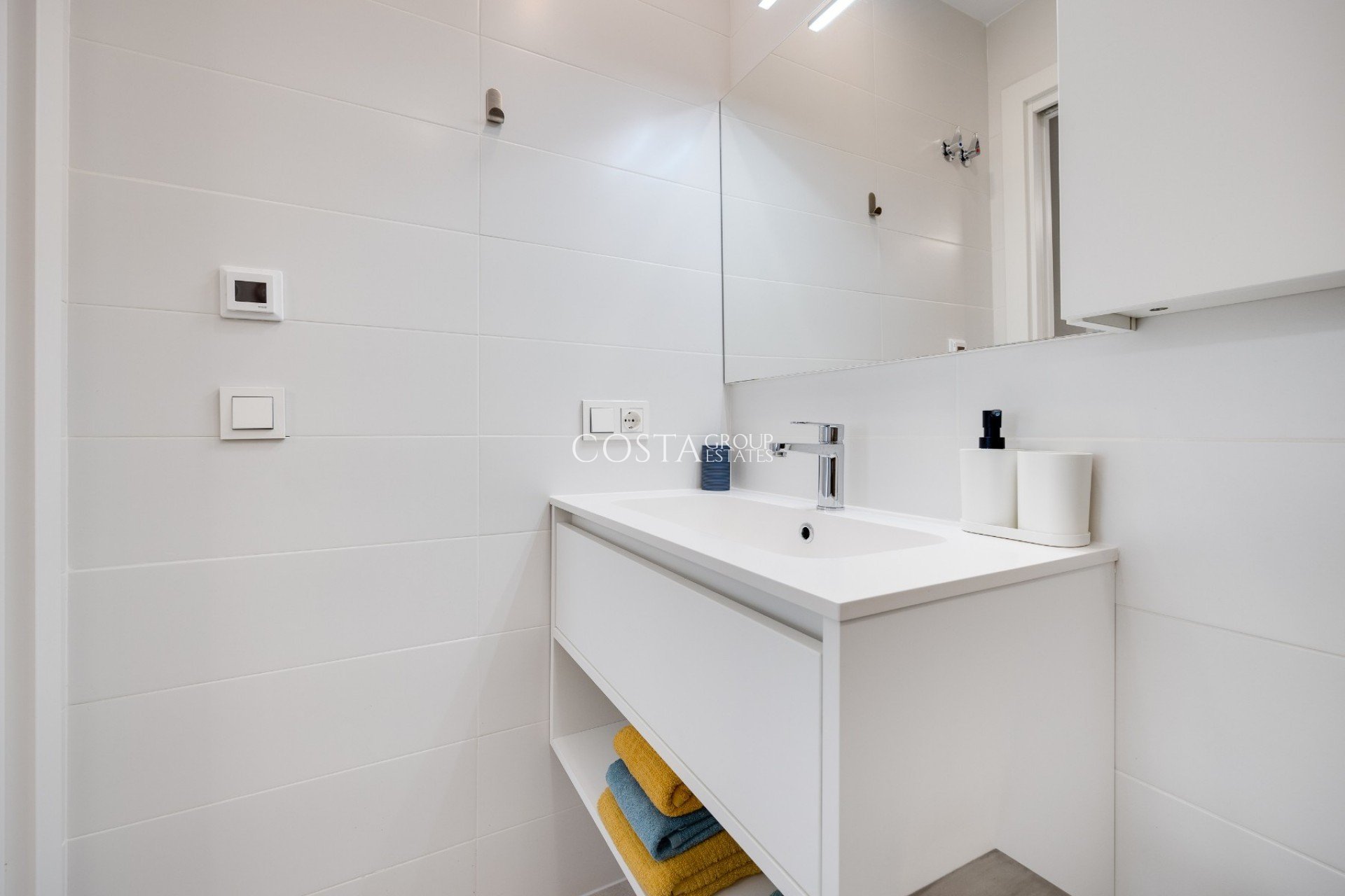 Resale - Apartments -
Orihuela Costa - Playa Flamenca