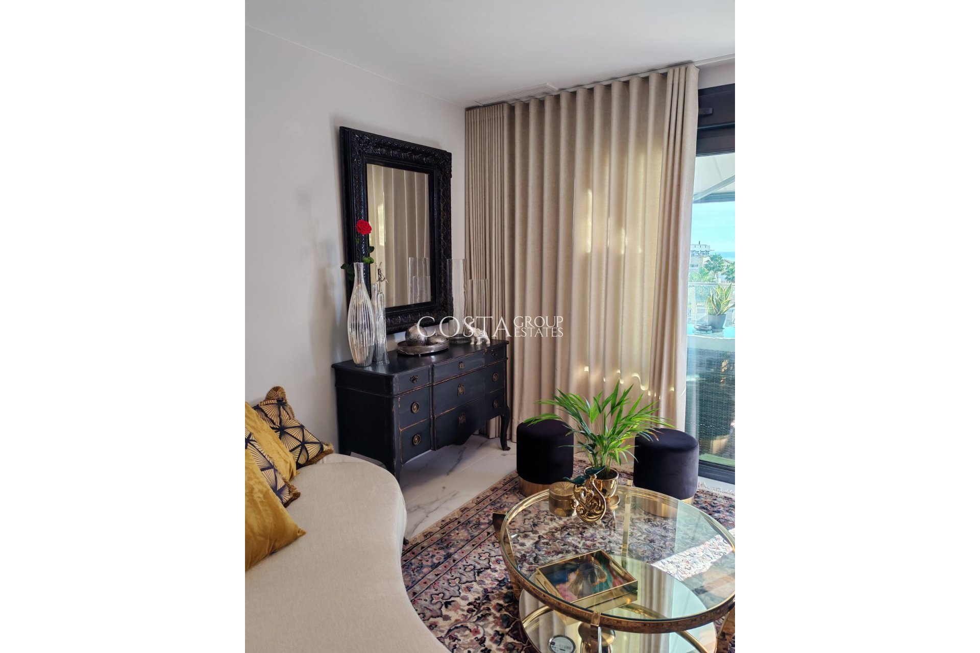 Resale - Apartments -
Orihuela Costa - Playa Flamenca