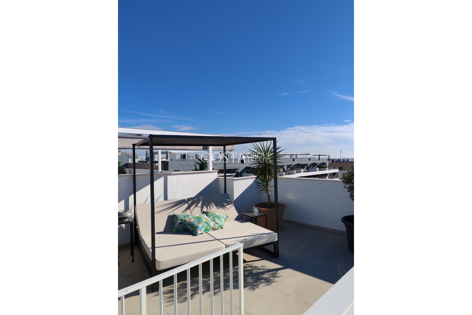 Resale - Apartments -
Orihuela Costa - Playa Flamenca