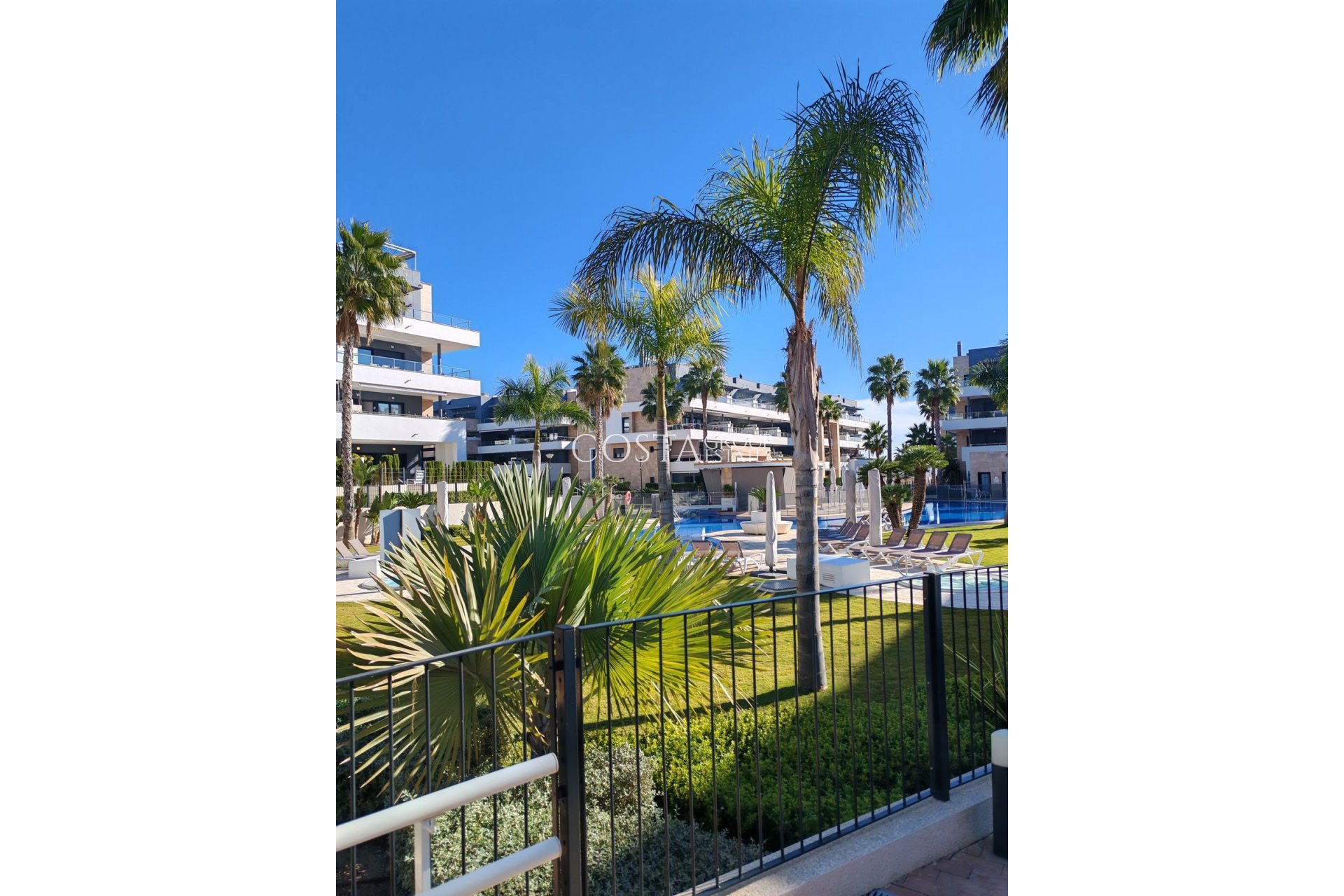 Resale - Apartments -
Orihuela Costa - Playa Flamenca