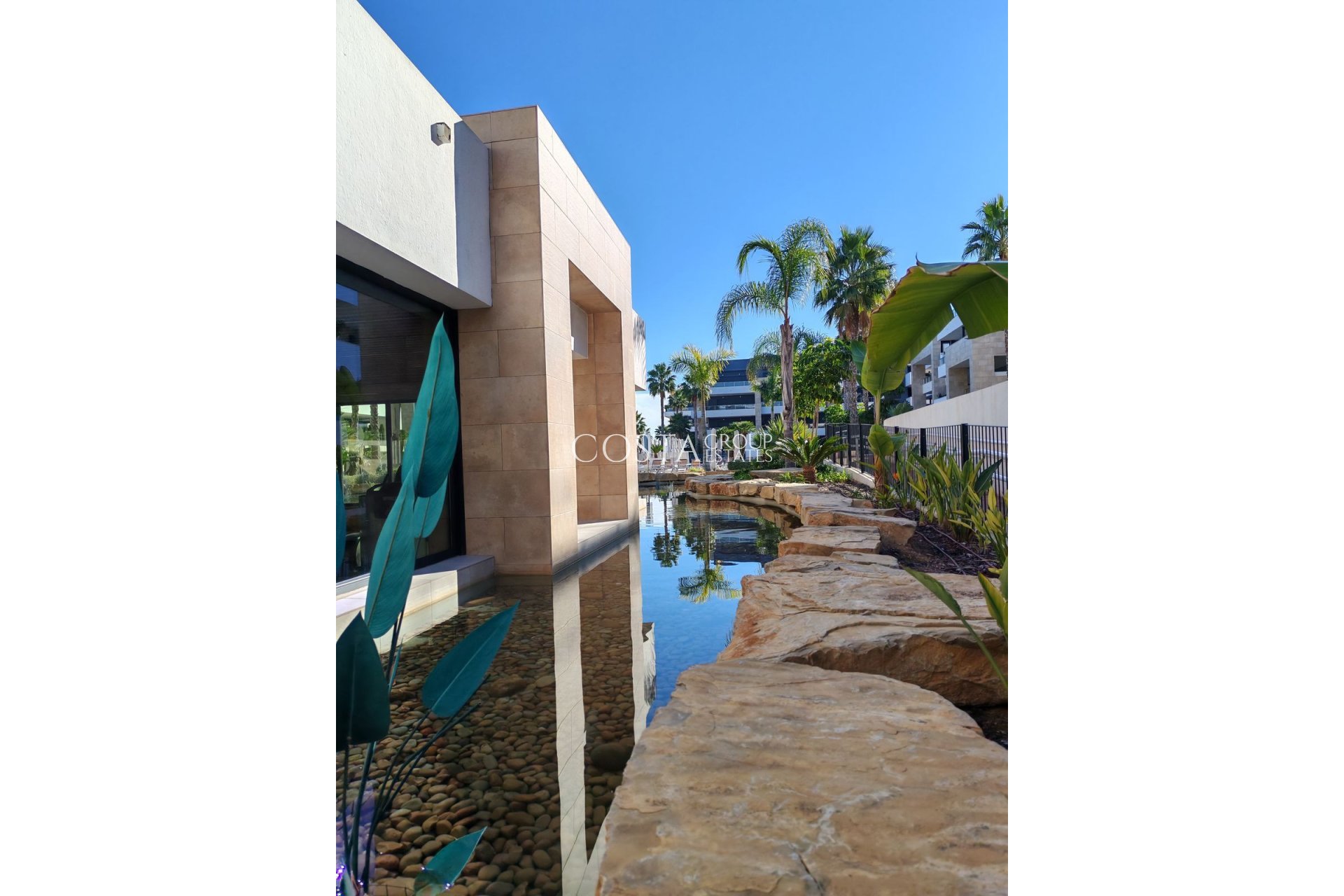 Resale - Apartments -
Orihuela Costa - Playa Flamenca