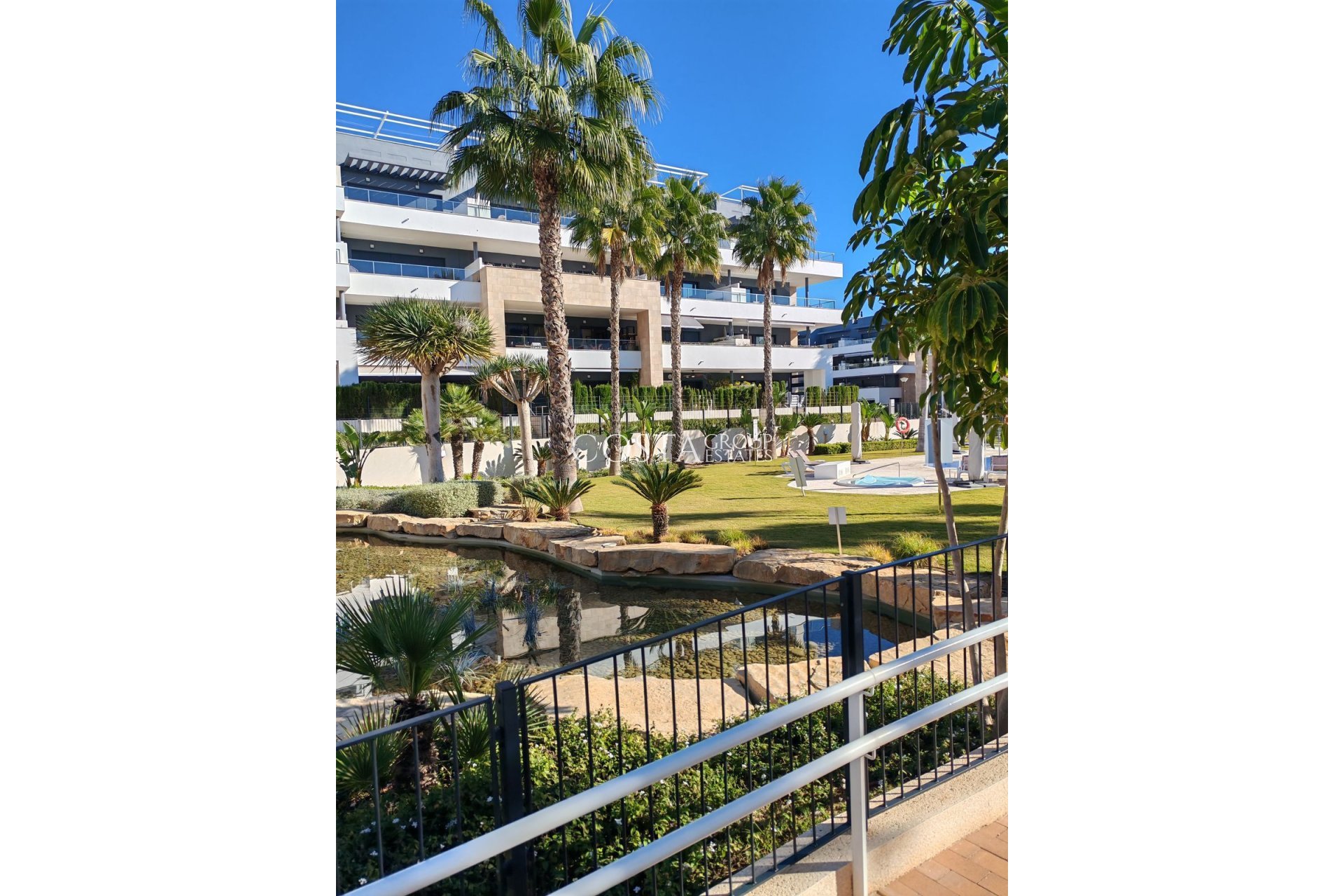 Resale - Apartments -
Orihuela Costa - Playa Flamenca