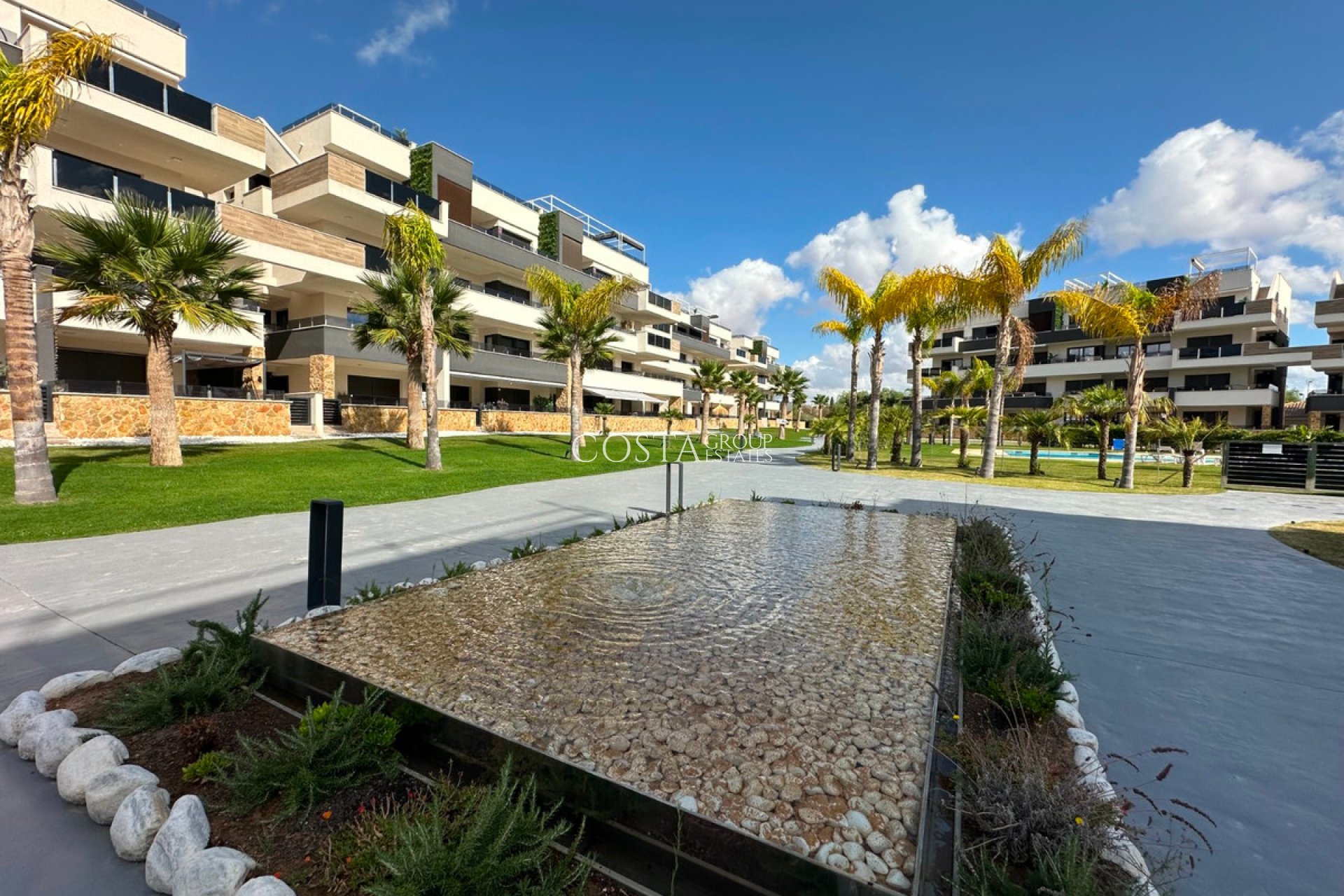 Resale - Apartments -
Orihuela Costa - Playa Flamenca