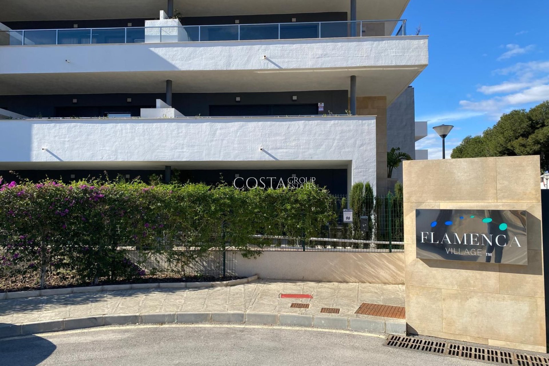 Resale - Apartments -
Orihuela Costa - Playa Flamenca