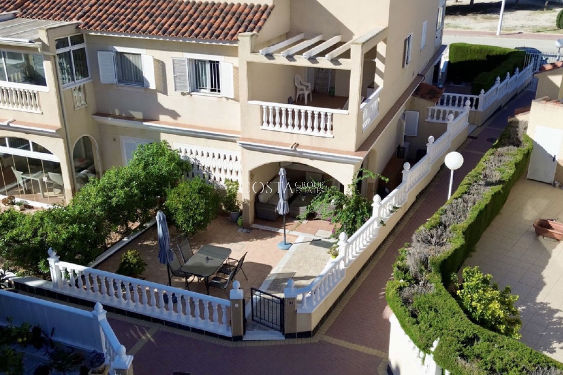 Resale - Apartments -
Orihuela Costa - Playa Flamenca