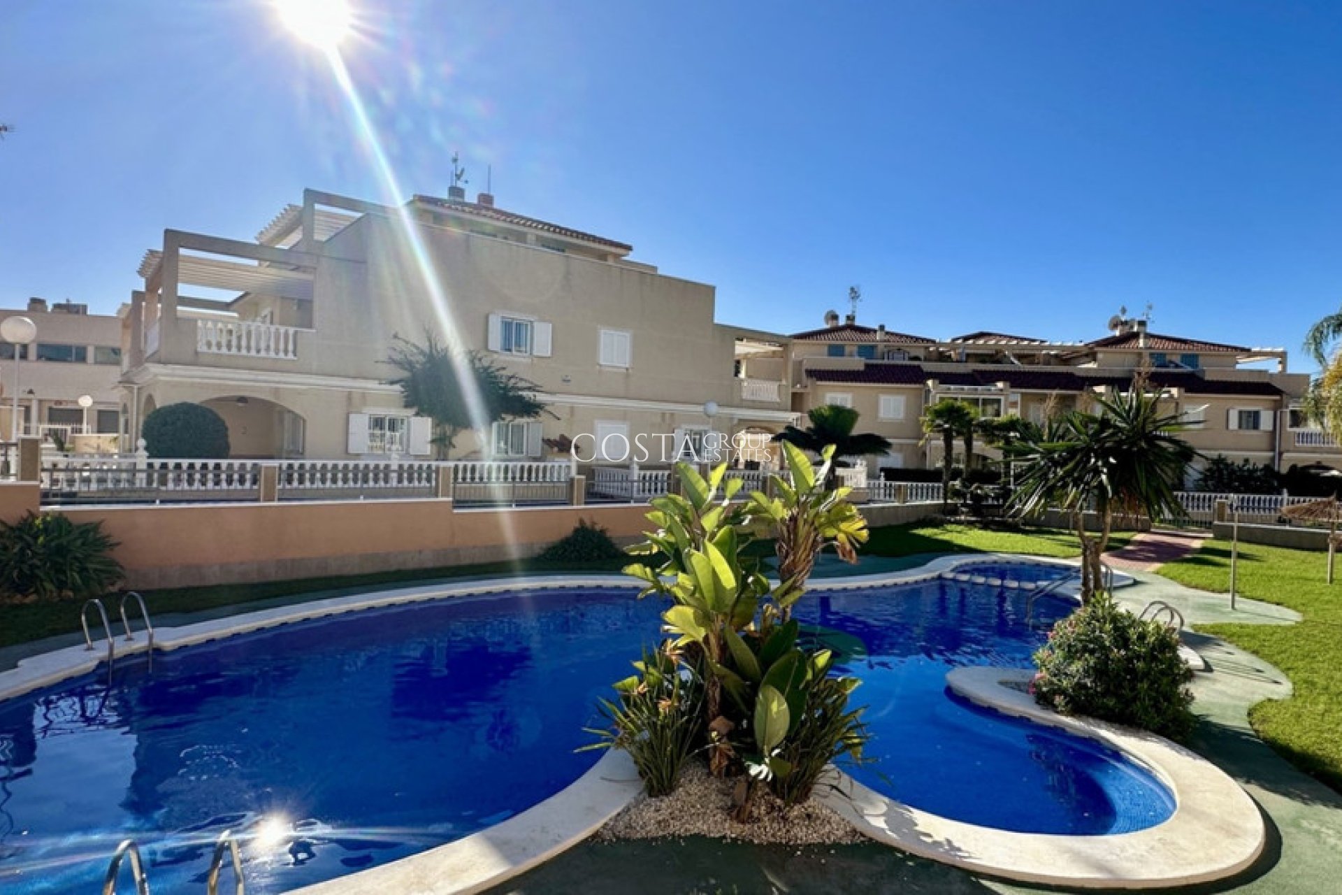 Resale - Apartments -
Orihuela Costa - Playa Flamenca