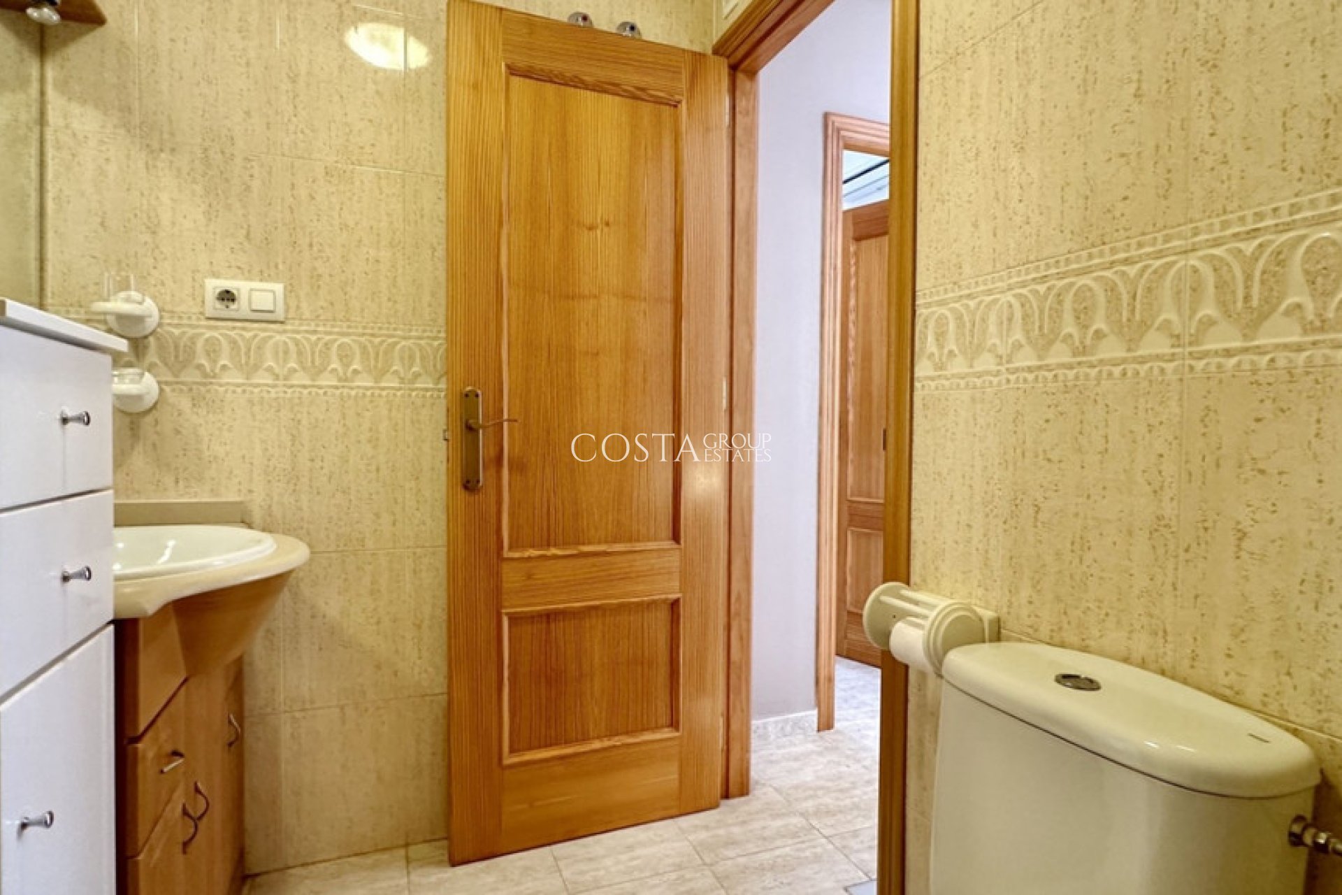 Resale - Apartments -
Orihuela Costa - Playa Flamenca