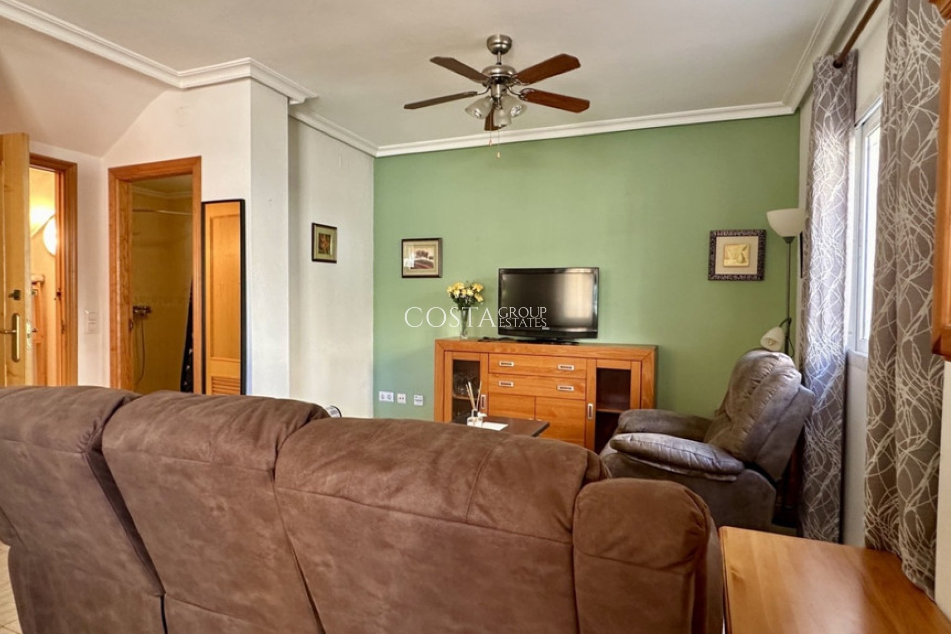 Resale - Apartments -
Orihuela Costa - Playa Flamenca