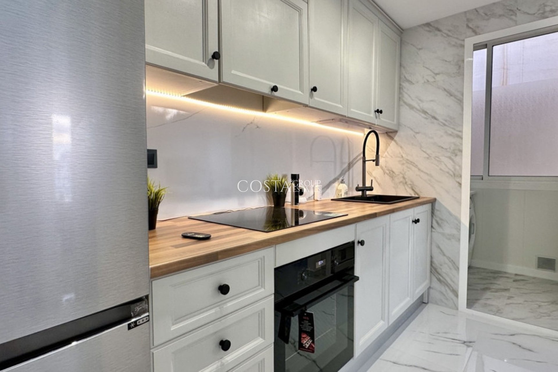 Resale - Apartments -
Orihuela Costa - Playa Flamenca