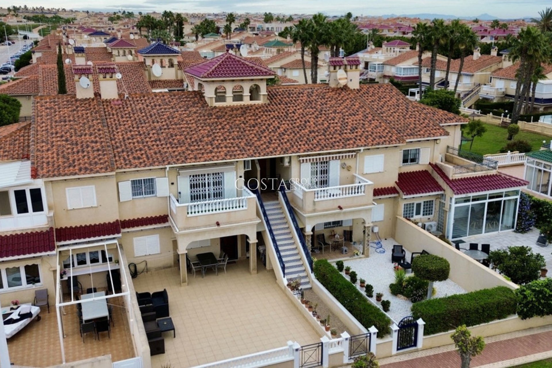 Resale - Apartments -
Orihuela Costa - Playa Flamenca