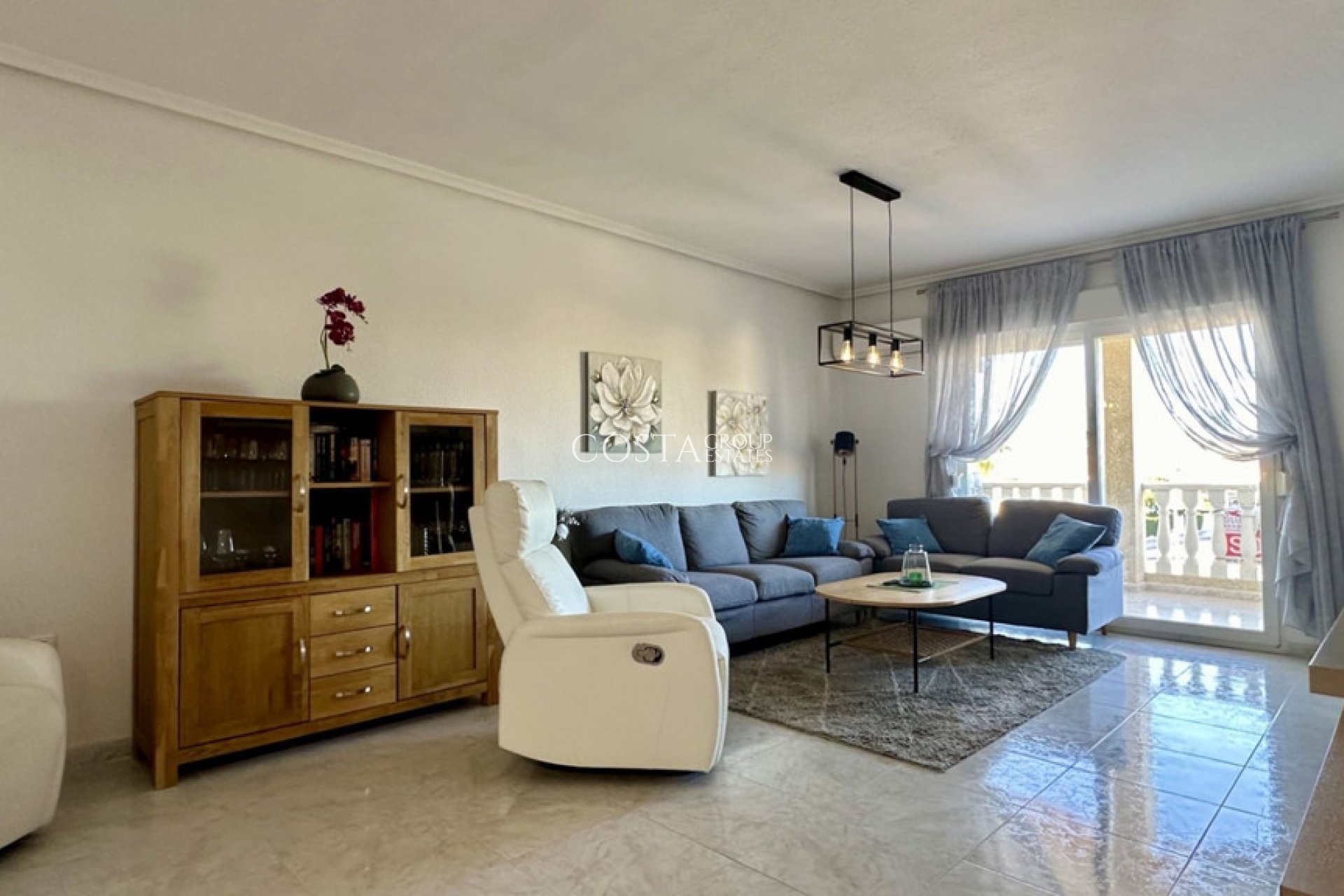 Resale - Apartments -
Orihuela Costa - Playa Flamenca