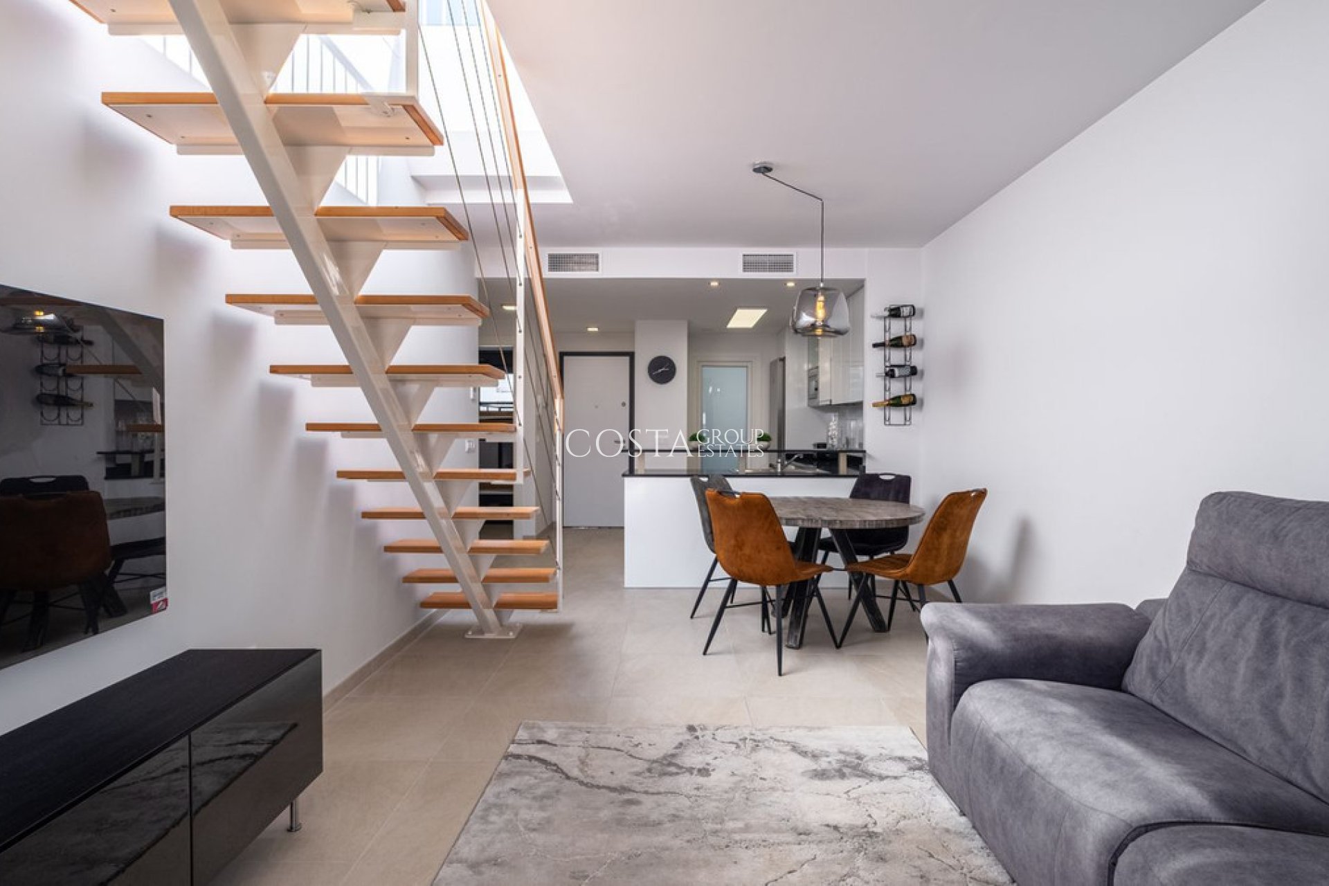 Resale - Apartments -
Orihuela Costa - Playa Flamenca