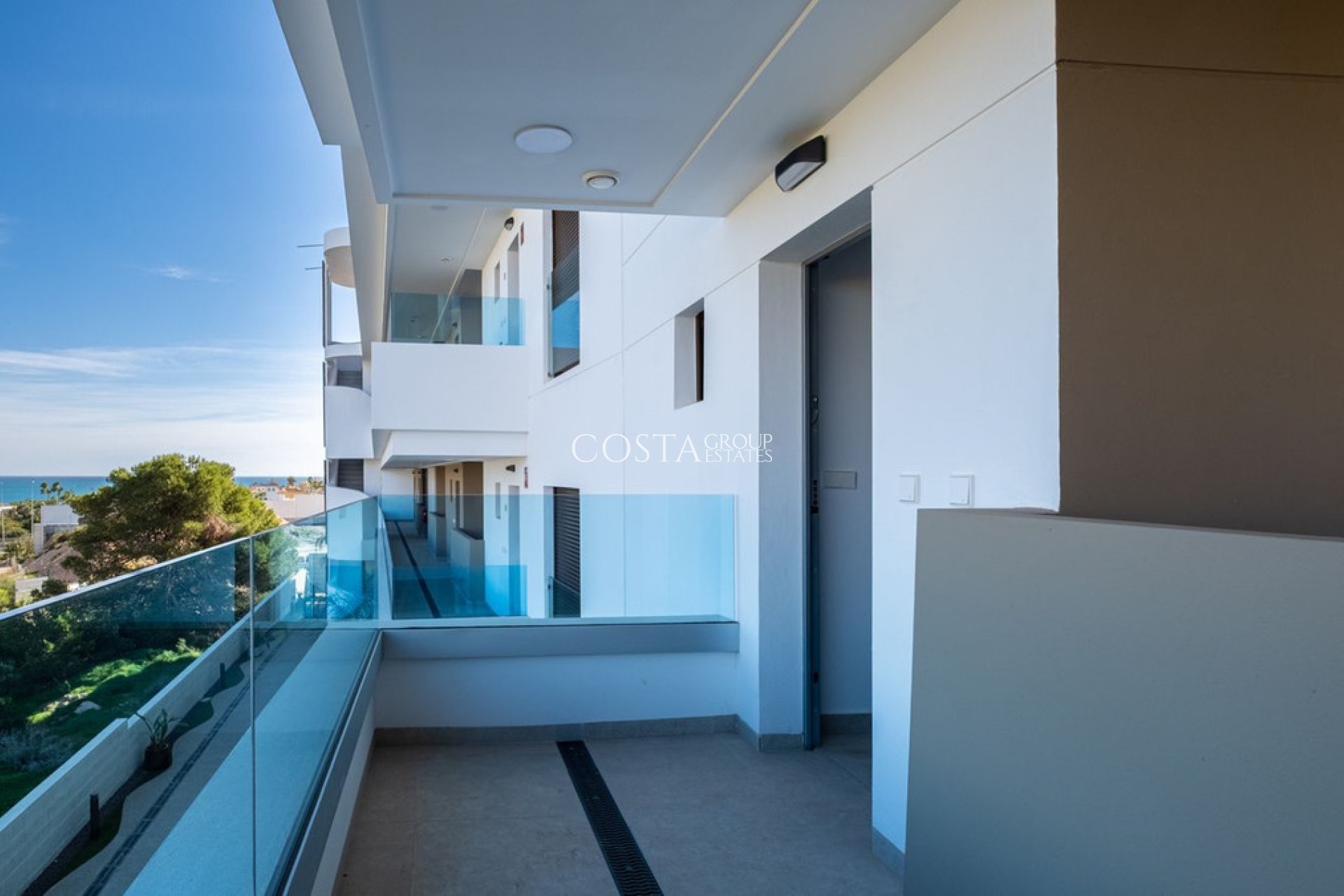 Resale - Apartments -
Orihuela Costa - Playa Flamenca