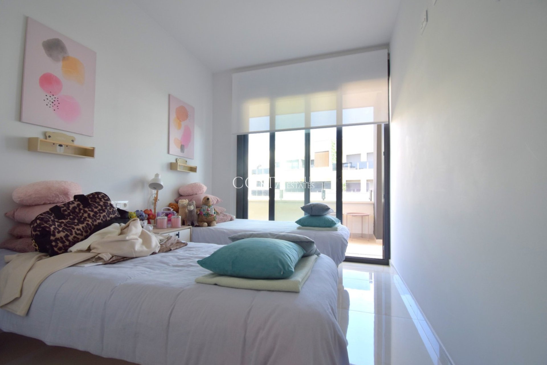 Resale - Apartments -
Orihuela Costa - Playa Flamenca