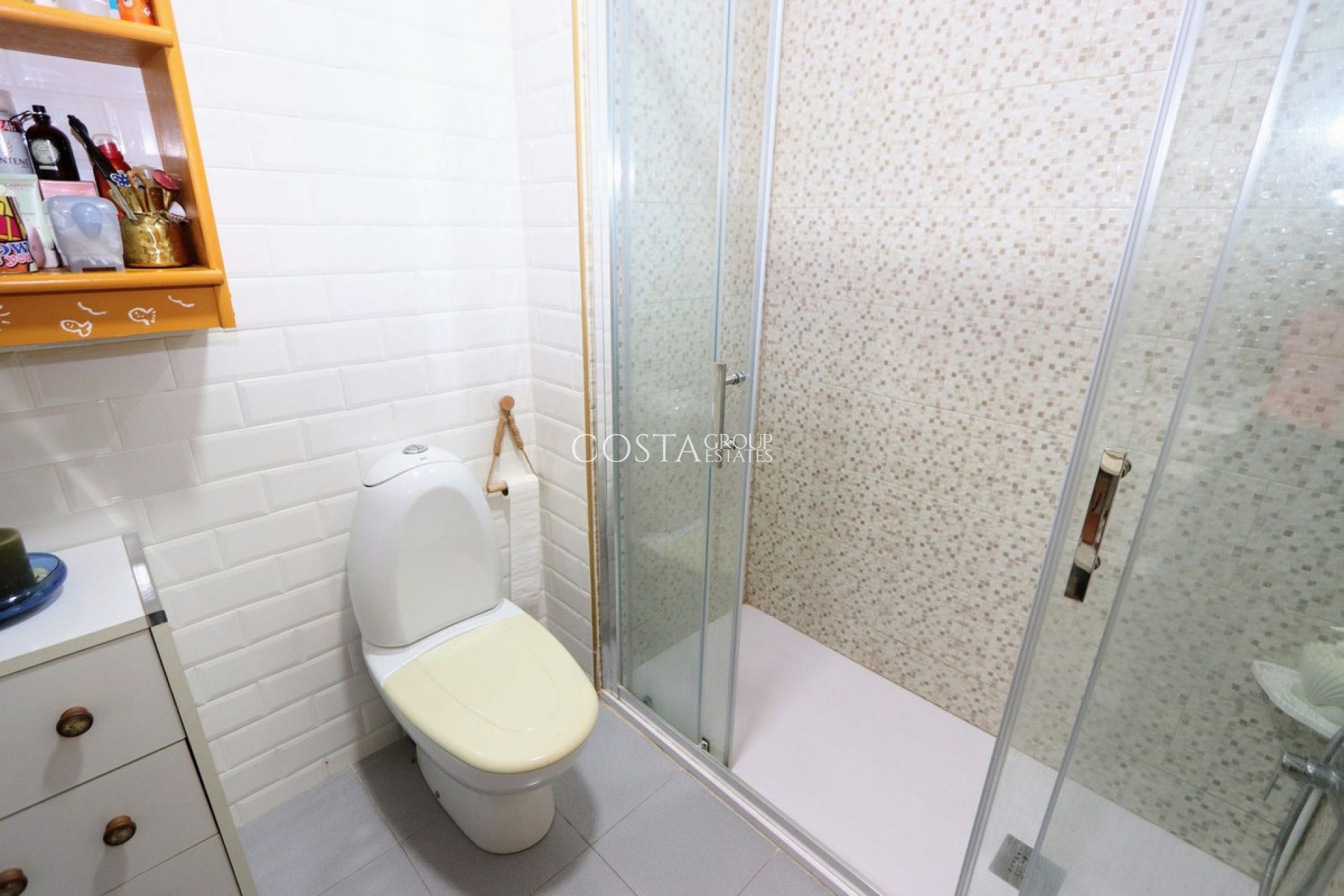 Resale - Apartments -
Orihuela Costa - Playa Flamenca