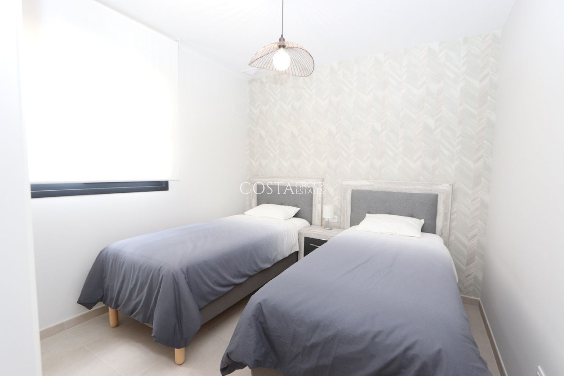 Resale - Apartments -
Orihuela Costa - Playa Flamenca