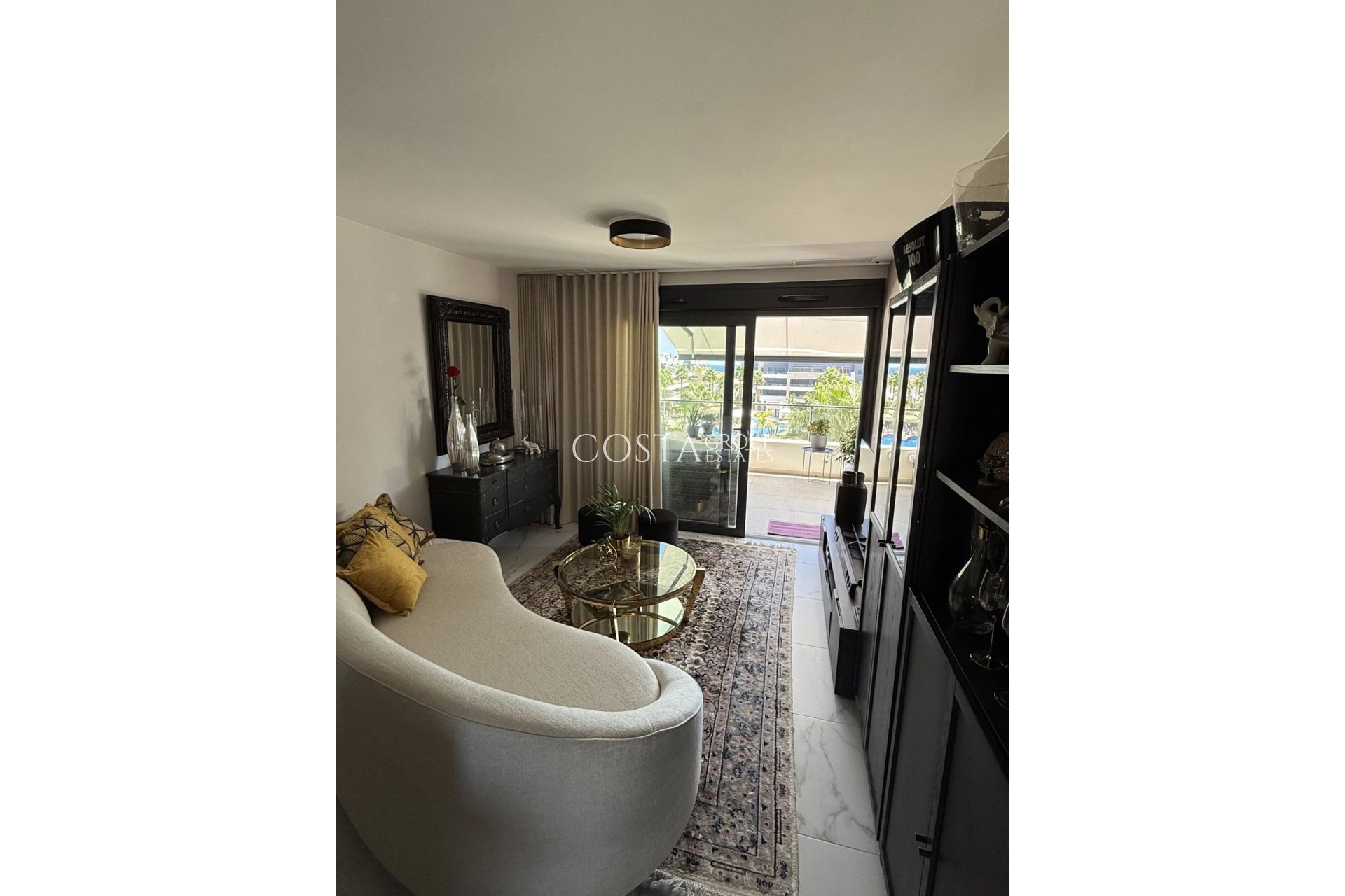 Resale - Apartments -
Orihuela Costa - Playa Flamenca