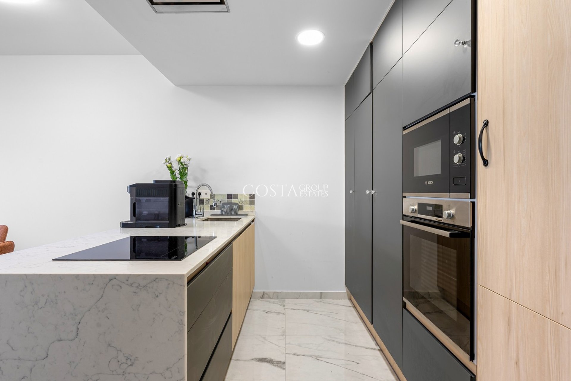 Resale - Apartments -
Orihuela Costa - Playa Flamenca