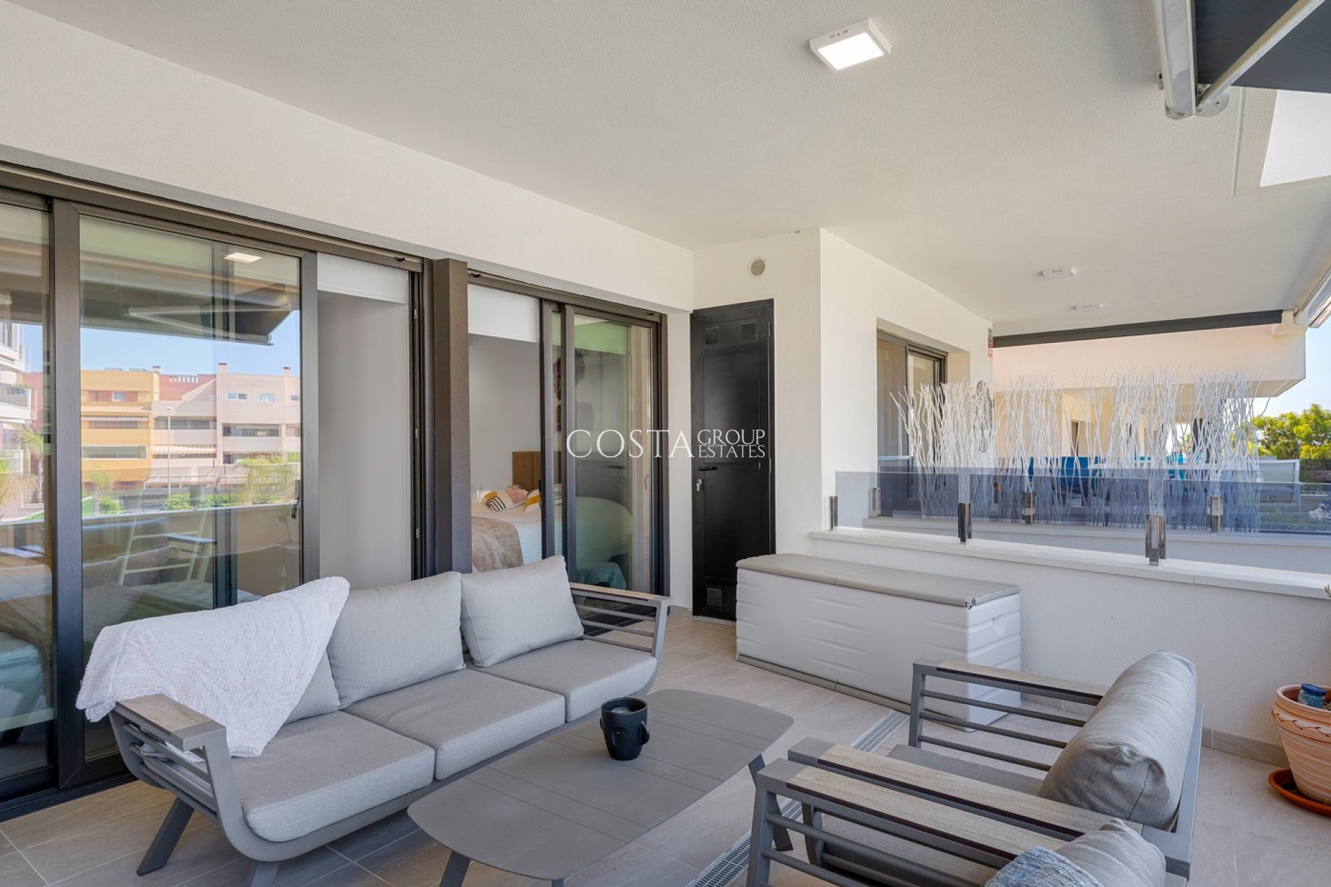Resale - Apartments -
Orihuela Costa - Playa Flamenca