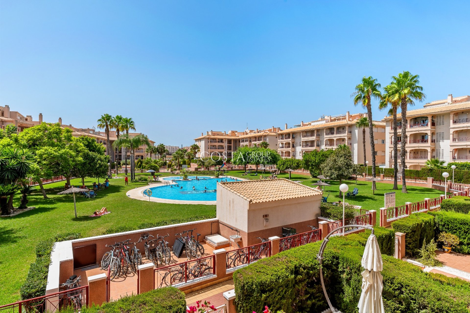 Resale - Apartments -
Orihuela Costa - Playa Flamenca