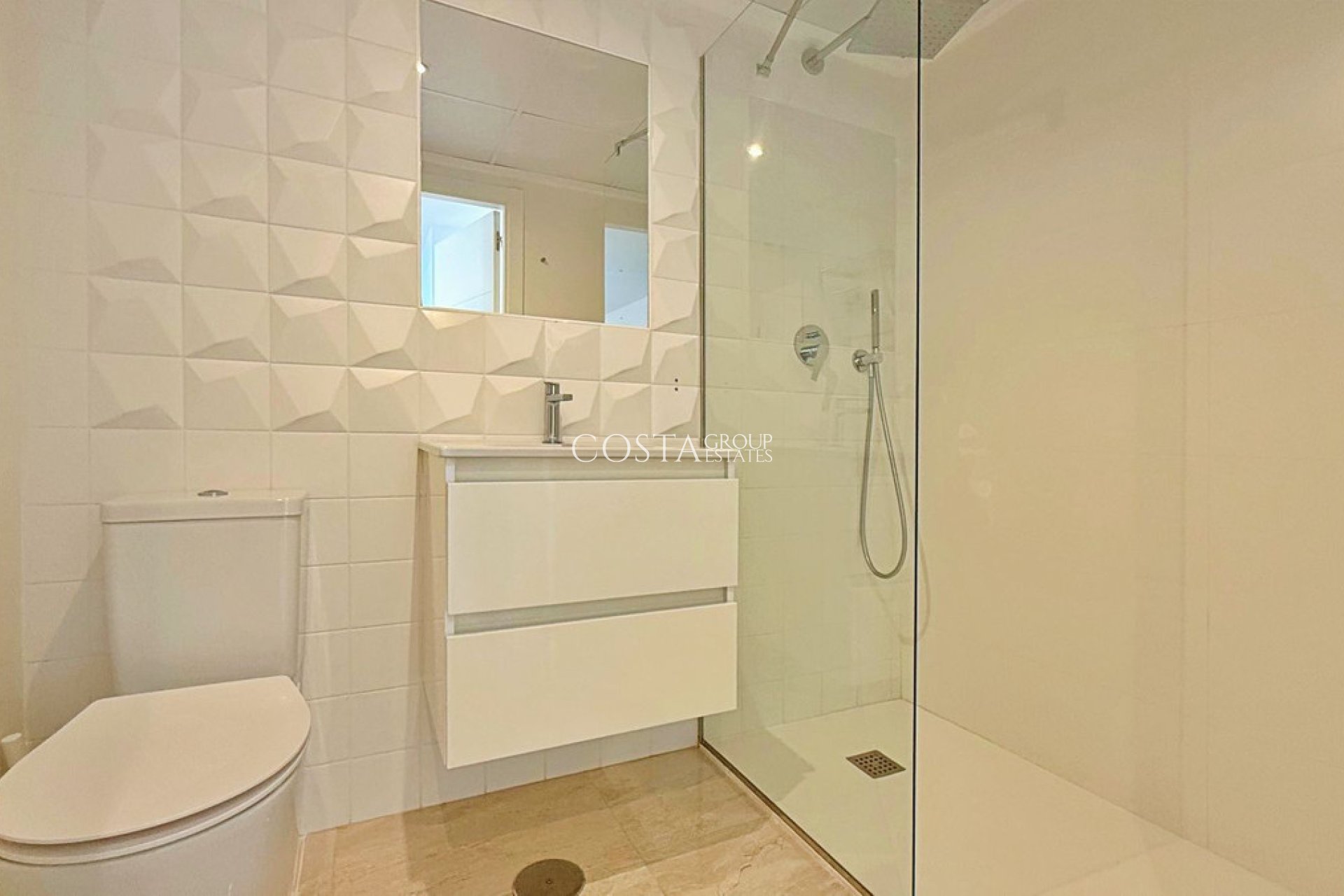 Resale - Apartments -
Orihuela Costa - Punta Prima