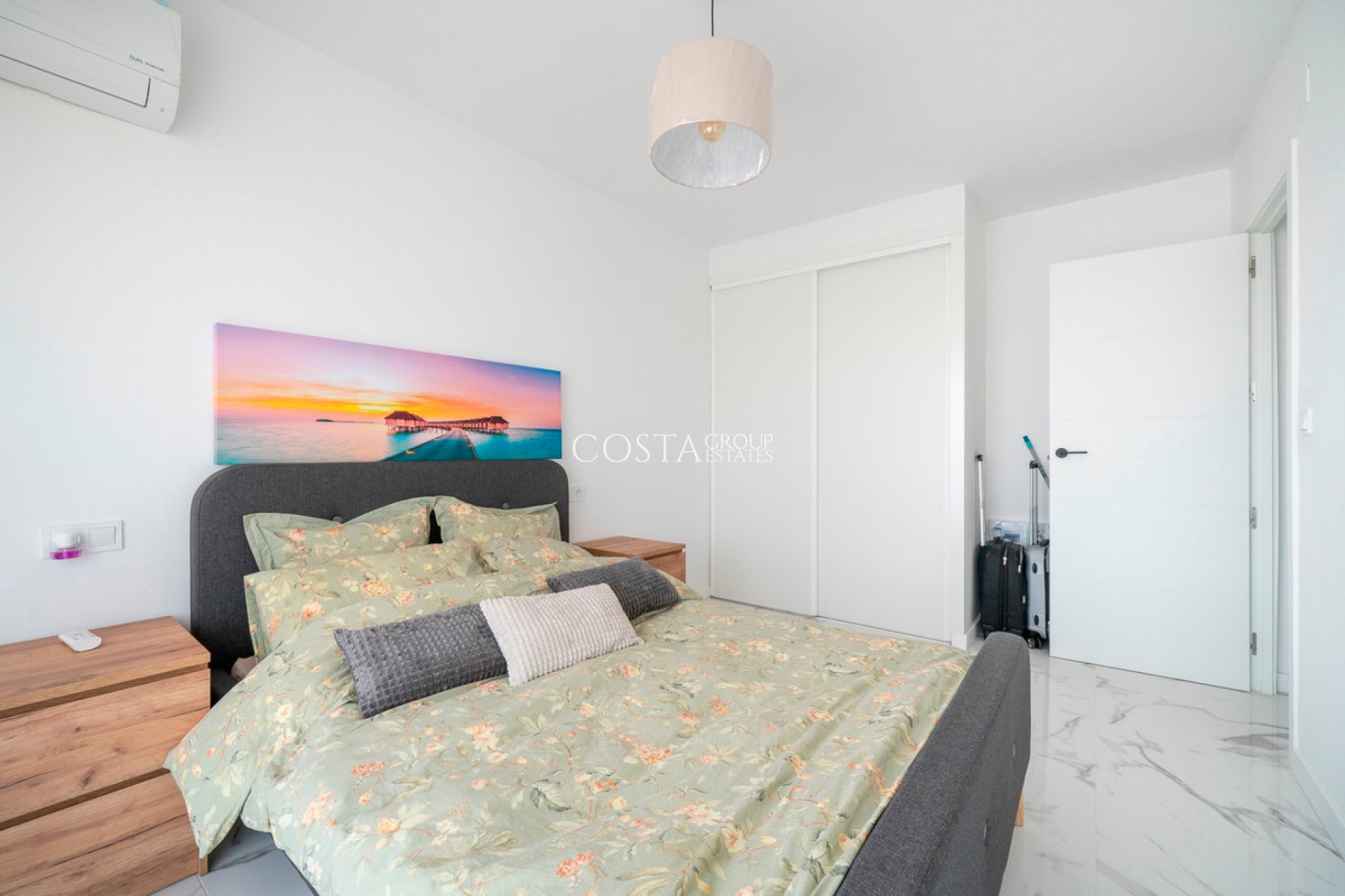 Resale - Apartments -
Orihuela Costa - Punta Prima