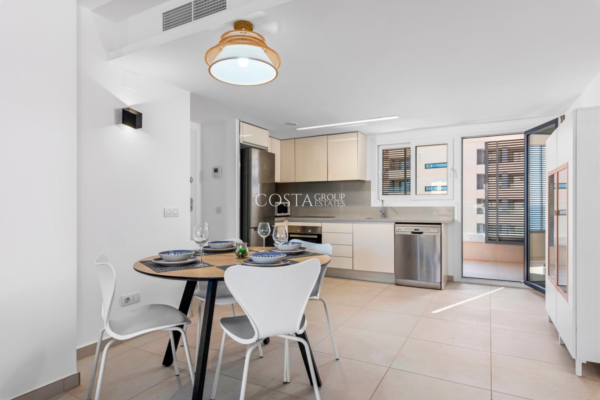 Resale - Apartments -
Orihuela Costa - Punta Prima