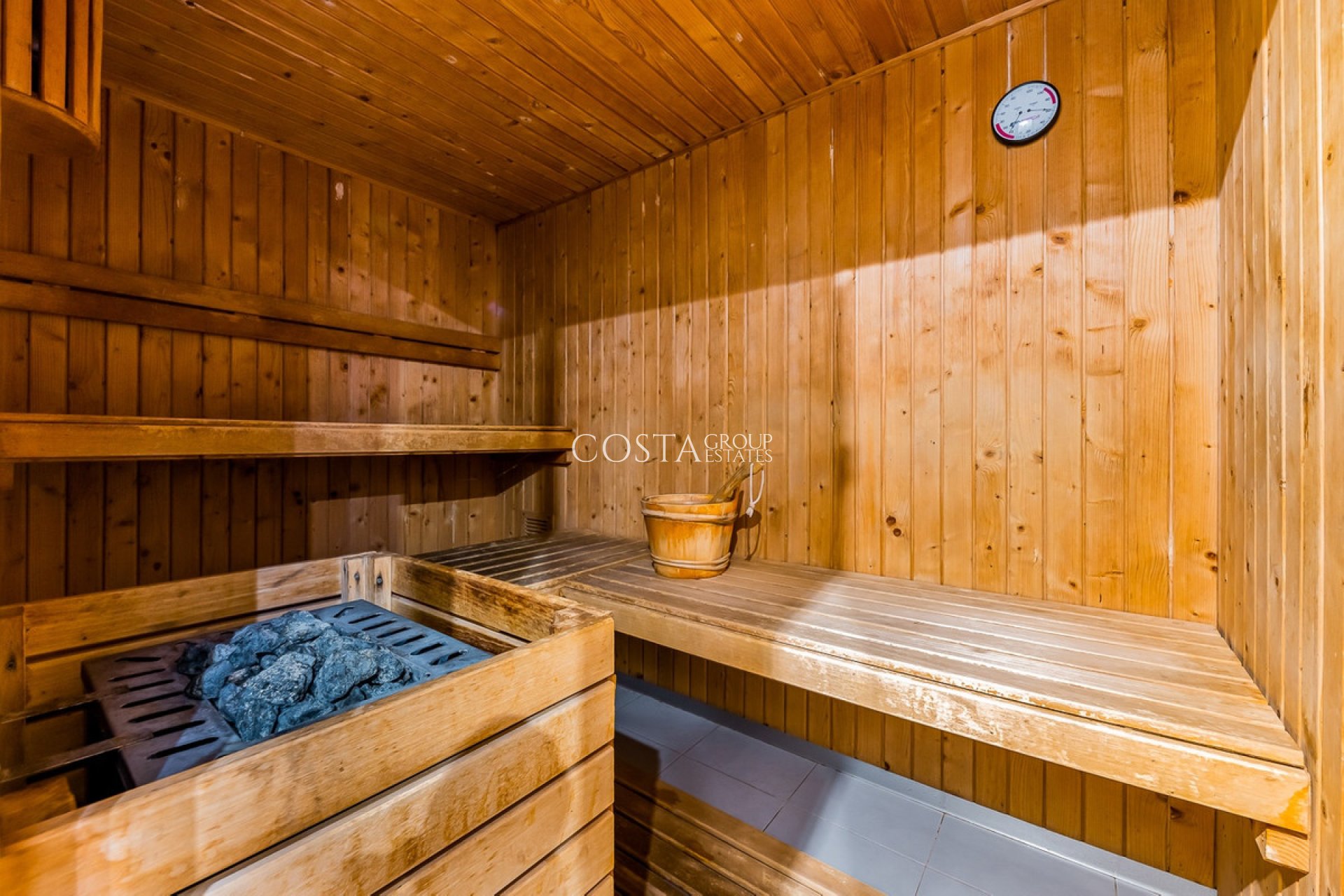 Resale - Apartments -
Orihuela Costa - Punta Prima