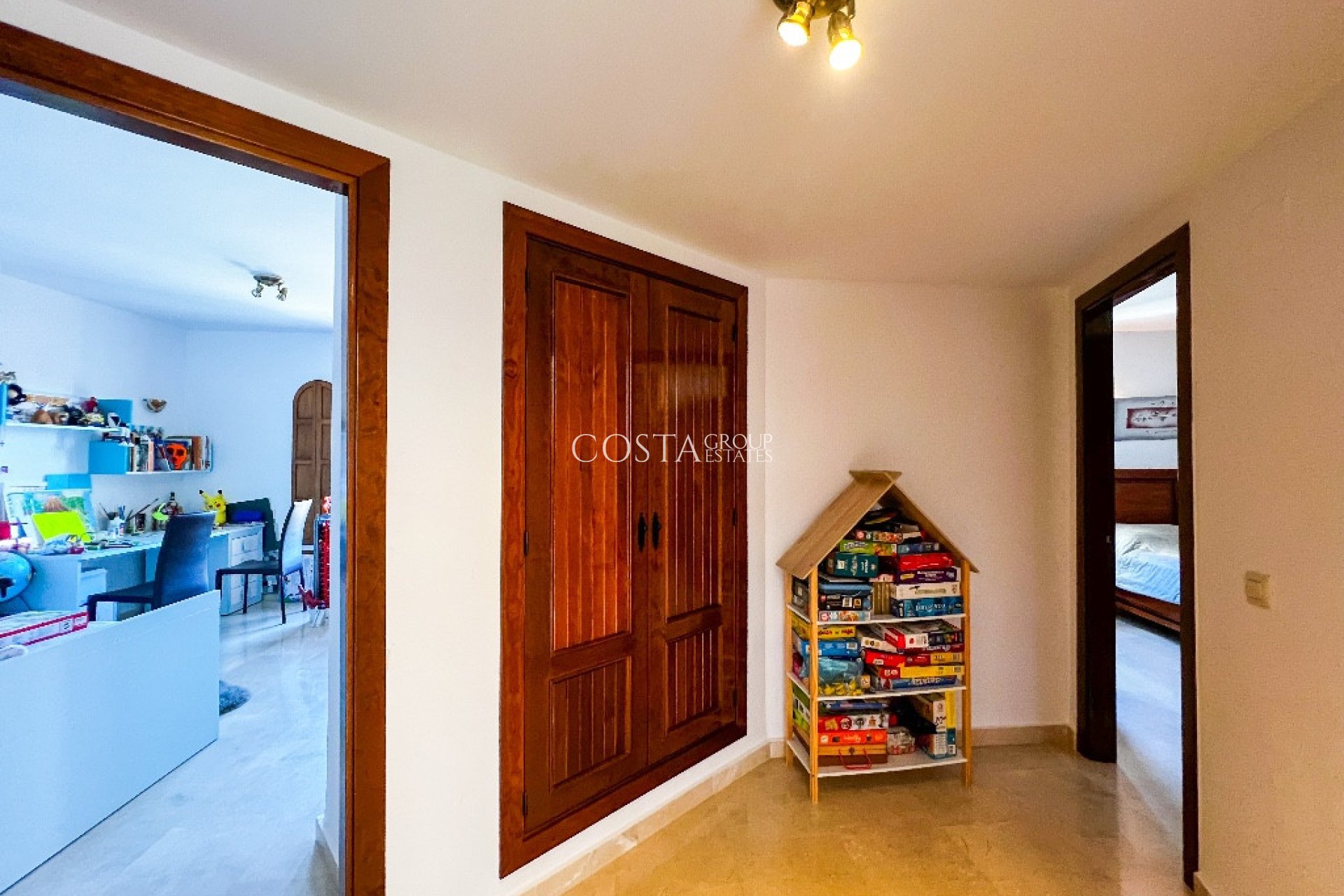 Resale - Apartments -
Orihuela Costa - Punta Prima