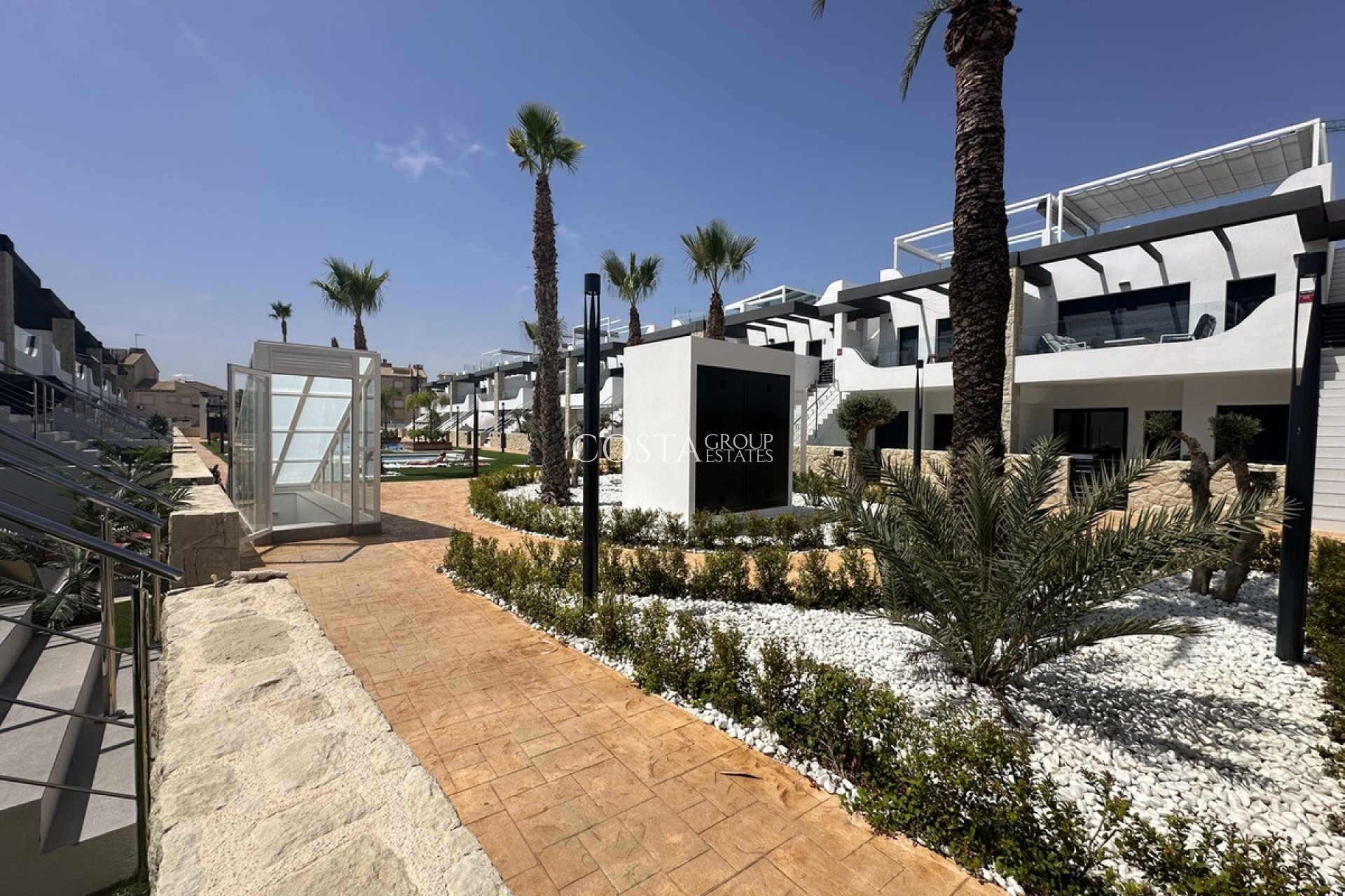 Resale - Apartments -
Orihuela Costa - Punta Prima