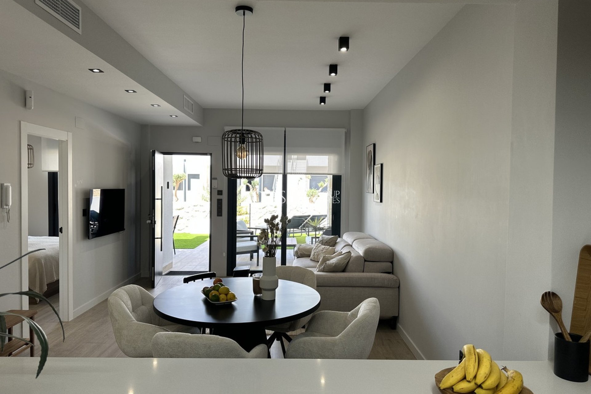 Resale - Apartments -
Orihuela Costa - Punta Prima