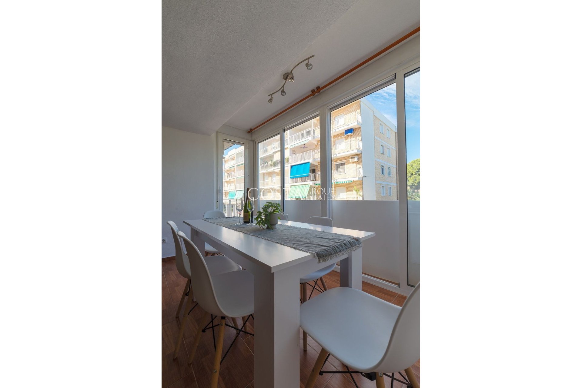 Resale - Apartments -
Orihuela Costa - Punta Prima