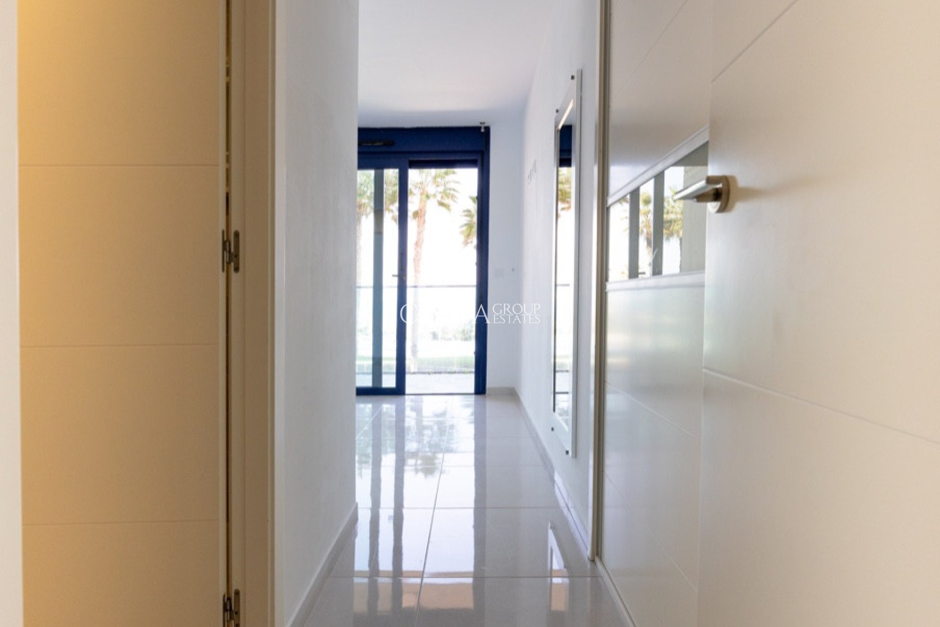 Resale - Apartments -
Orihuela Costa - Punta Prima