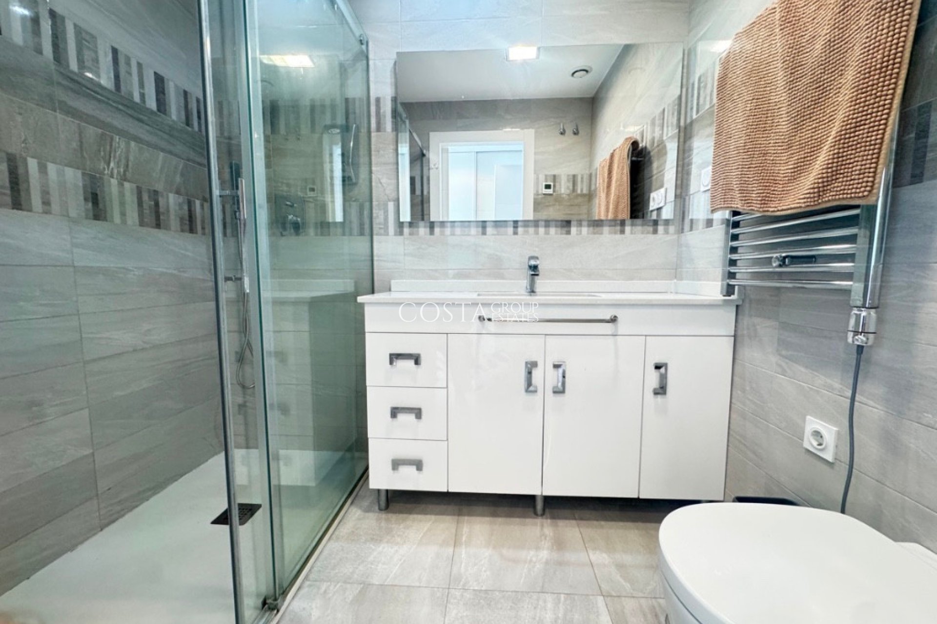 Resale - Apartments -
Orihuela Costa - Punta Prima