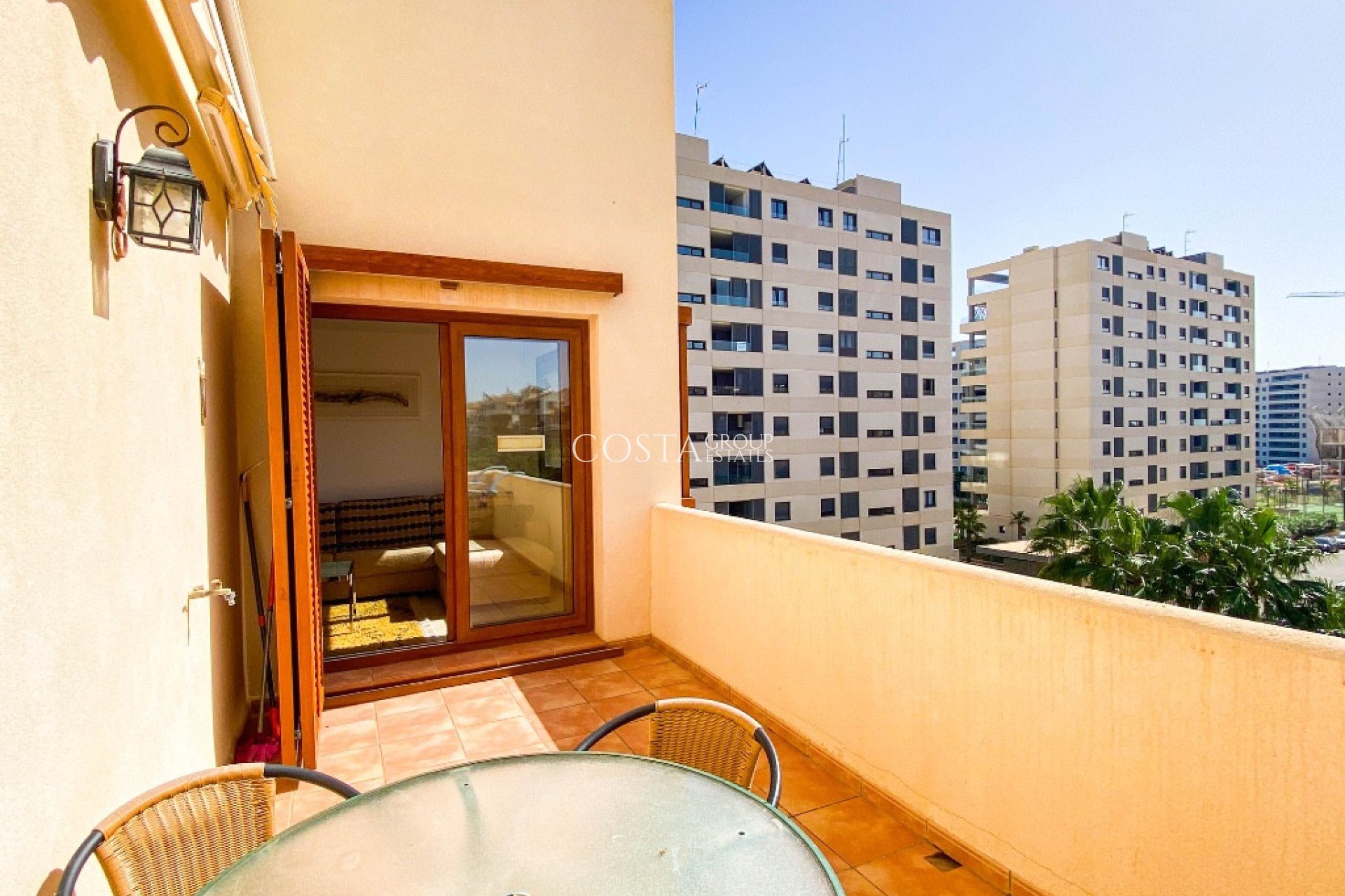 Resale - Apartments -
Orihuela Costa - Punta Prima