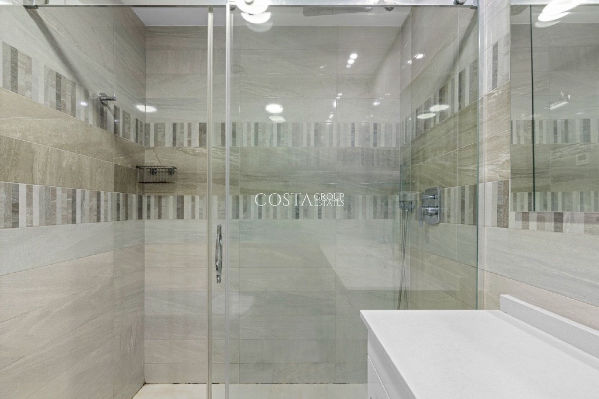 Resale - Apartments -
Orihuela Costa - Punta Prima