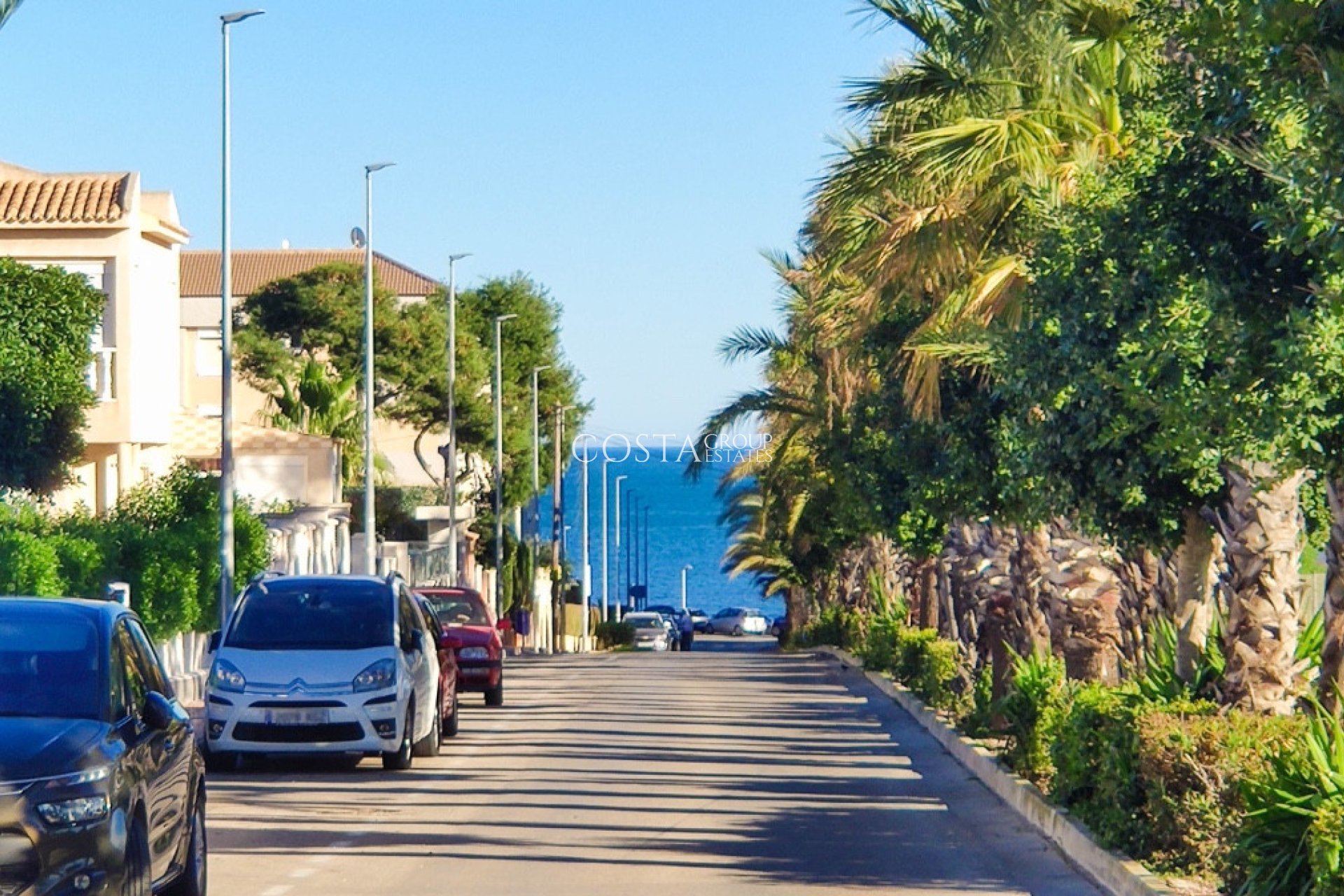 Resale - Apartments -
Orihuela Costa - Punta Prima