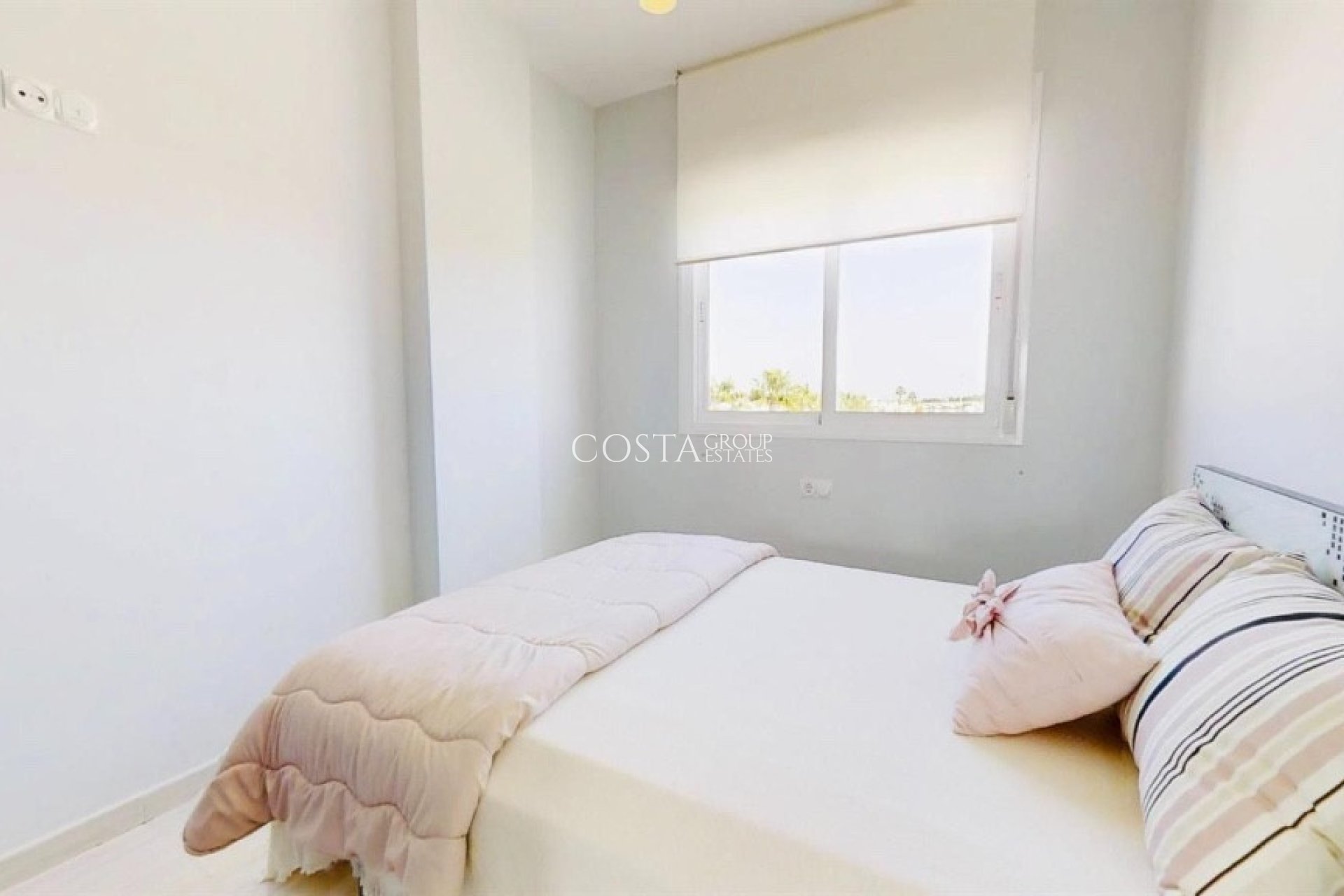 Resale - Apartments -
Orihuela Costa - Punta Prima