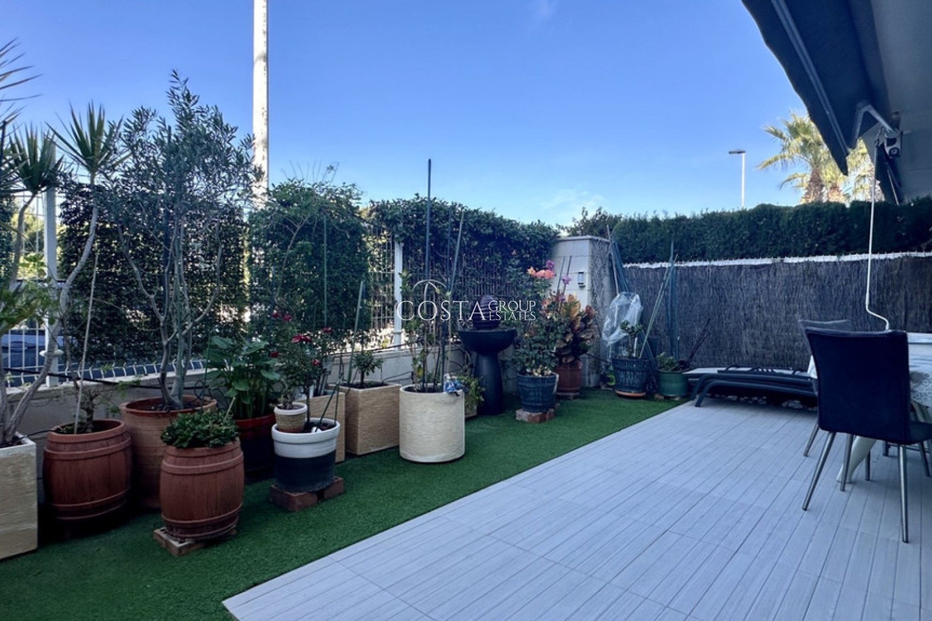 Resale - Apartments -
Orihuela Costa - Punta Prima