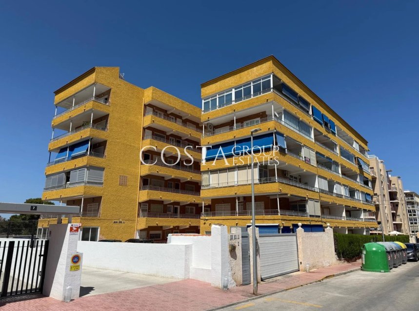 Resale - Apartments -
Orihuela Costa - Punta Prima