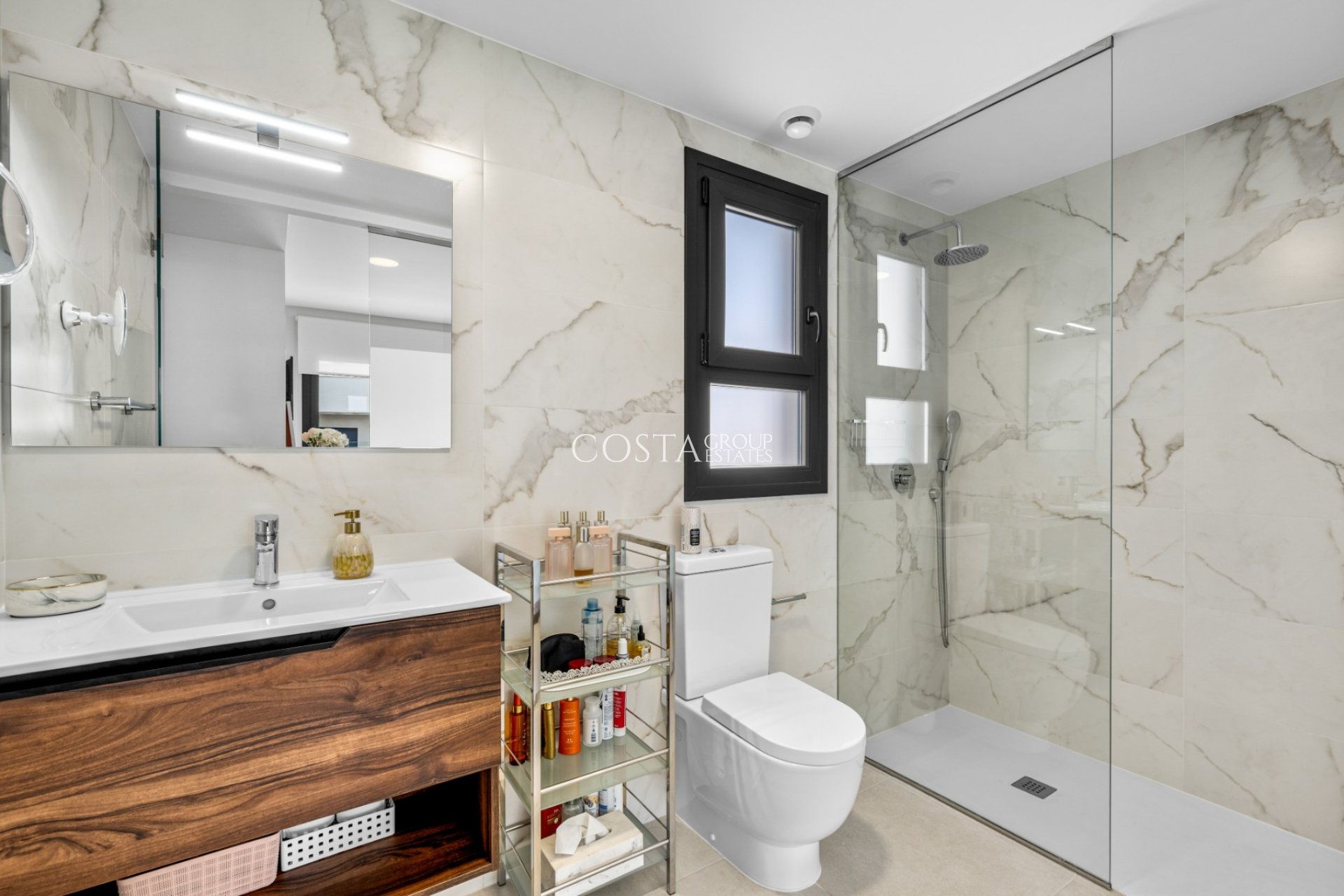 Resale - Apartments -
Orihuela Costa - Villamartín