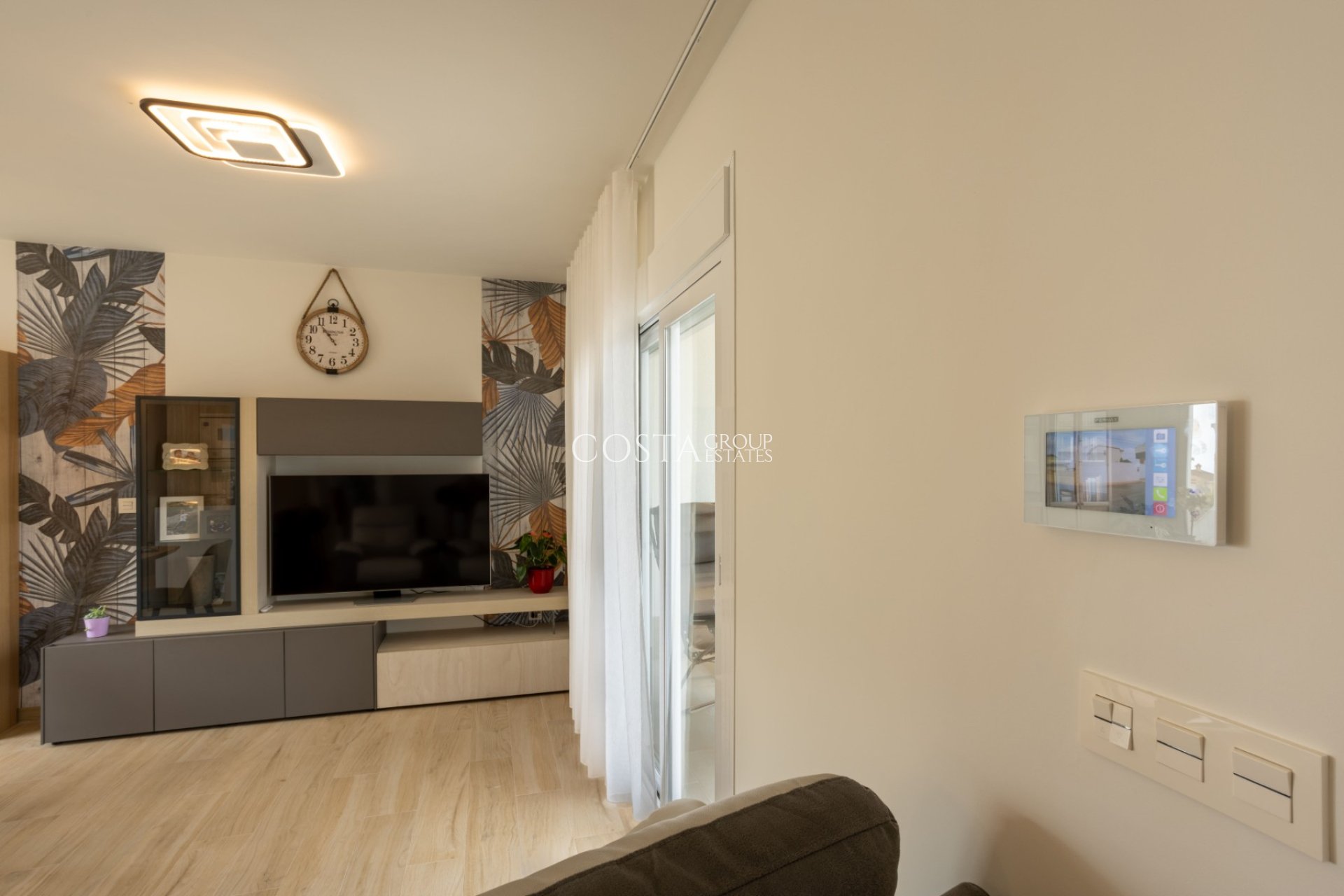 Resale - Apartments -
Orihuela Costa - Villamartín
