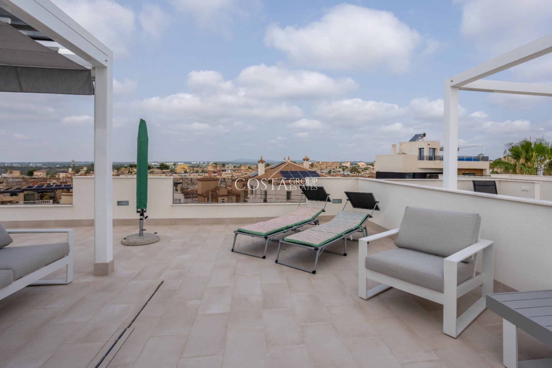 Resale - Apartments -
Orihuela Costa - Villamartín