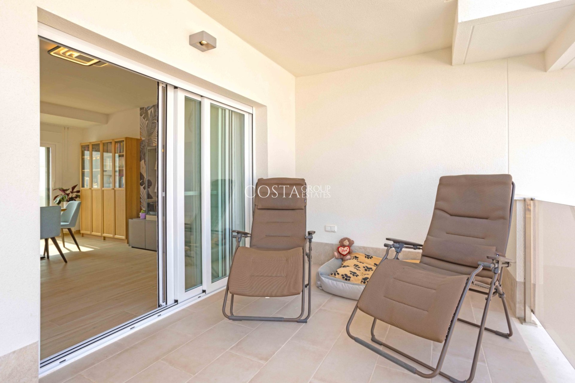 Resale - Apartments -
Orihuela Costa - Villamartín
