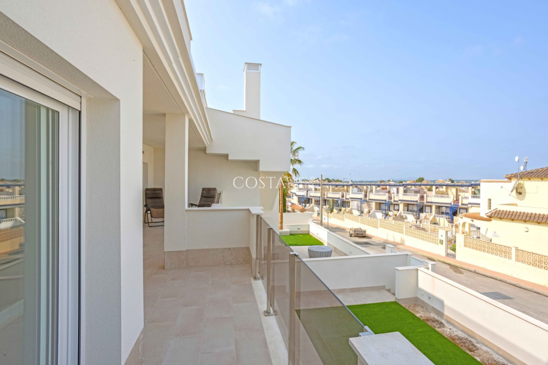 Resale - Apartments -
Orihuela Costa - Villamartín