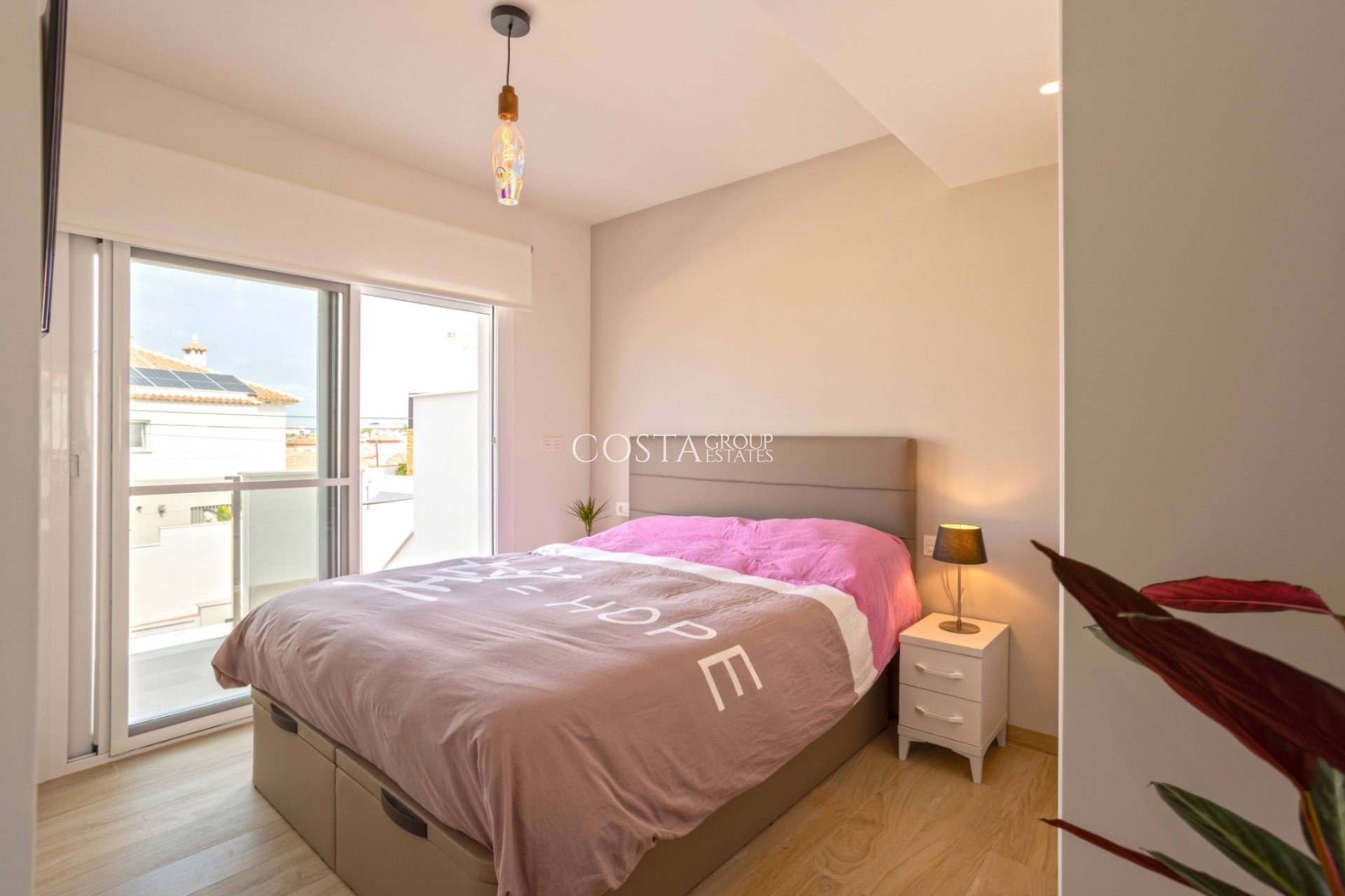 Resale - Apartments -
Orihuela Costa - Villamartín