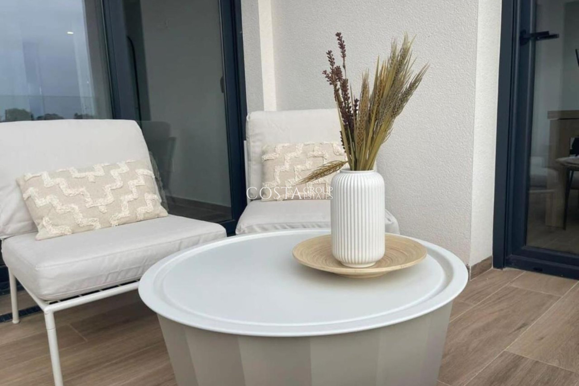 Resale - Apartments -
Orihuela Costa - Villamartin