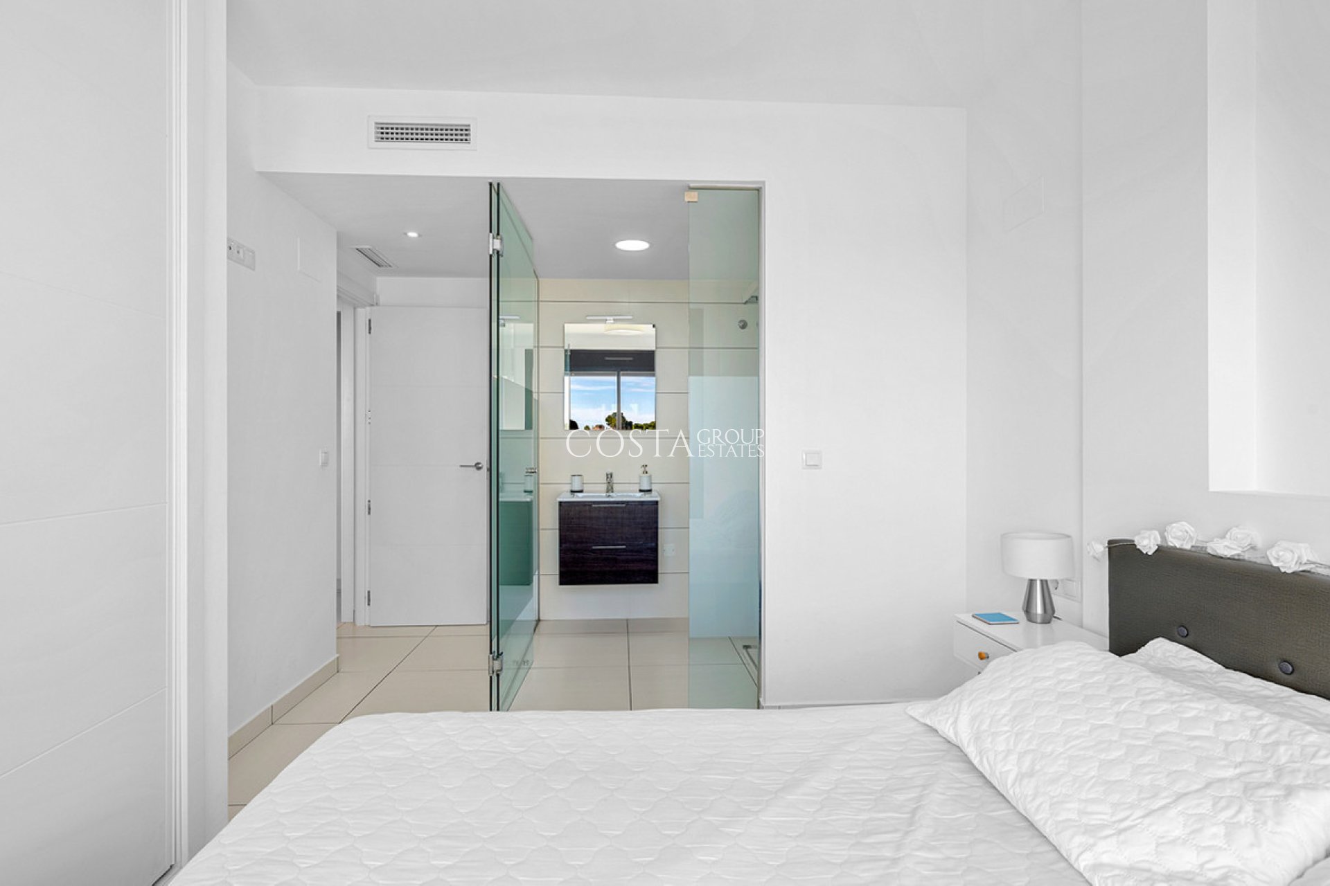 Resale - Apartments -
Orihuela Costa - Villamartin